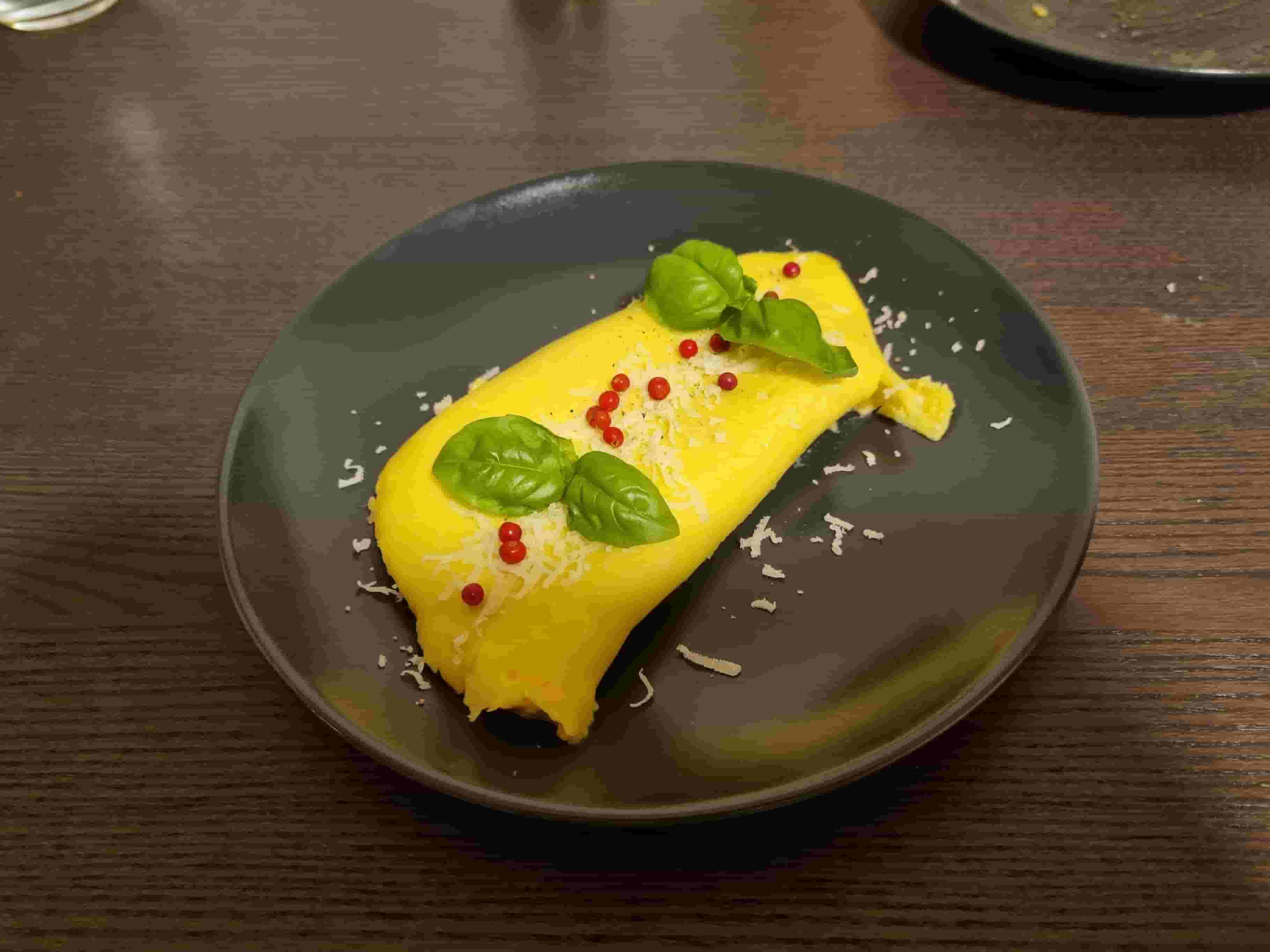 Omelette mit Parmesansoße Recipe Image