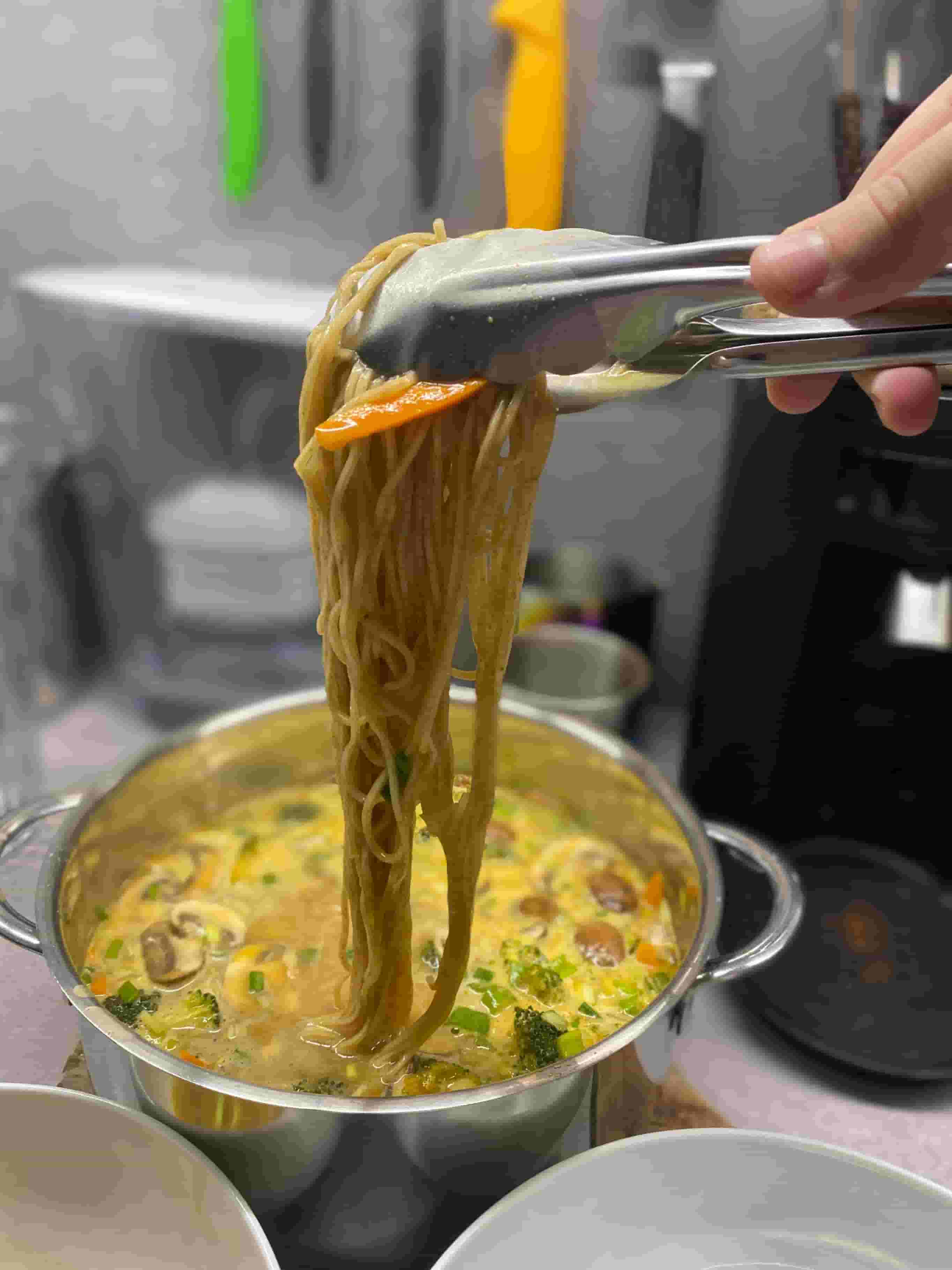 Ramen épicé aux fruits de mer Recipe Image