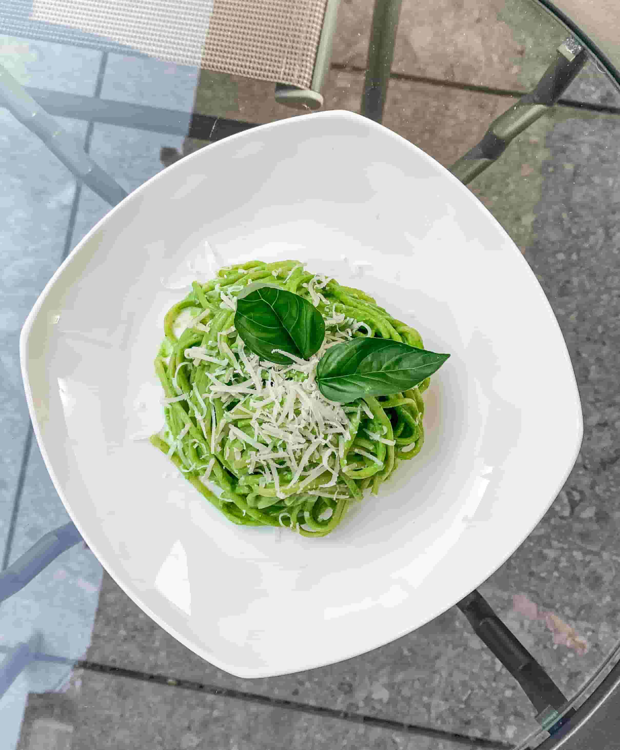 Зелени летни лингуини Recipe Image