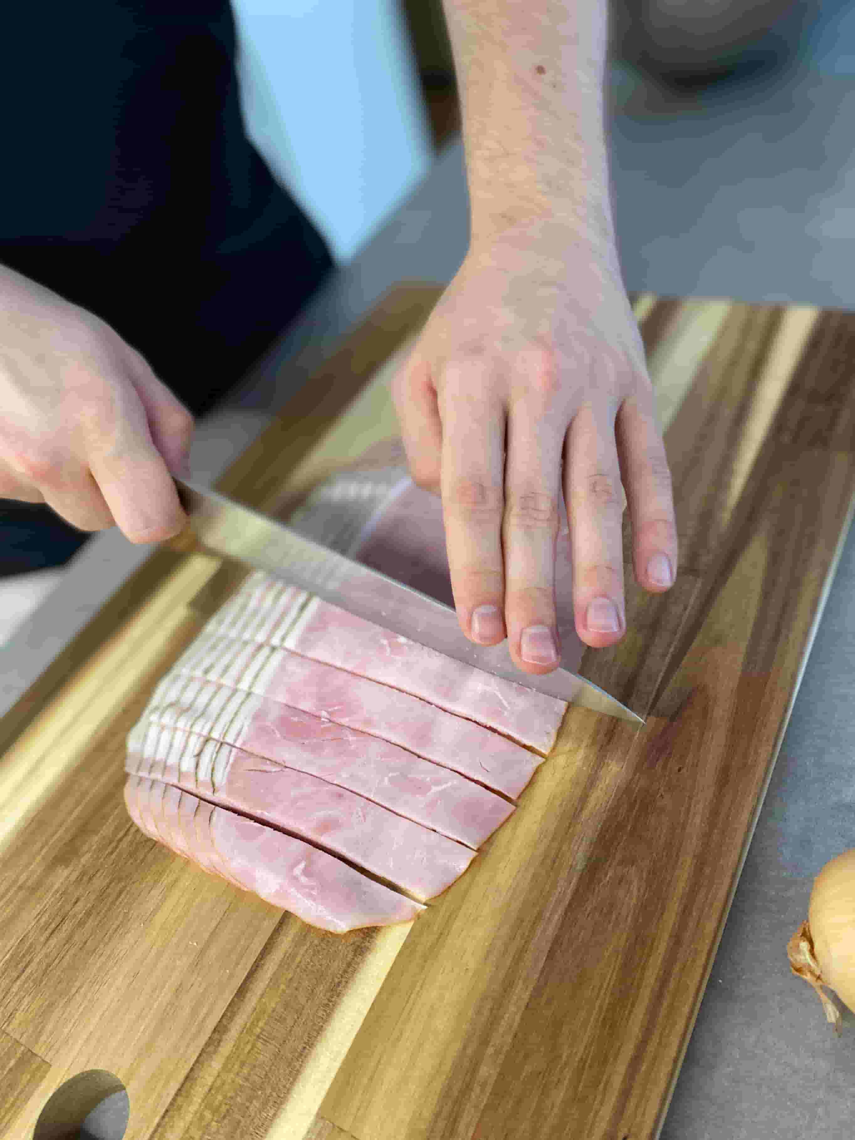 Spätzle de Espinacas con Proteínas, Cebolla y Jamón (sin Leche) Recipe Image