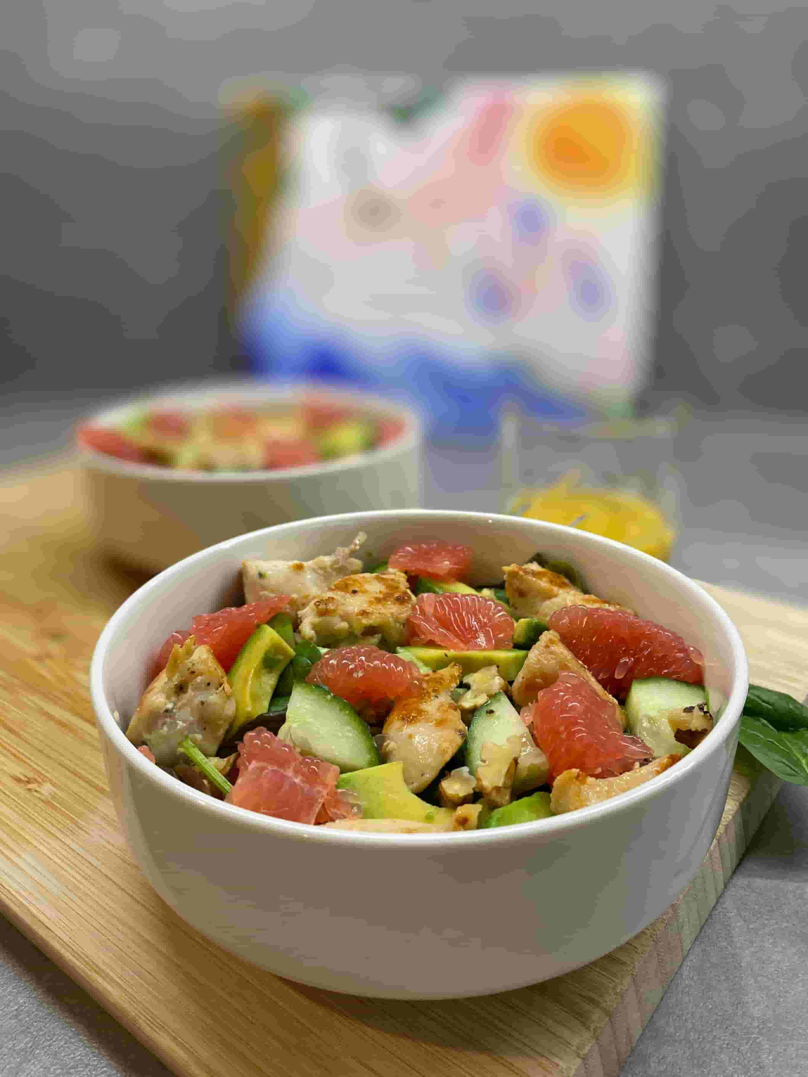 Ensalada de Pollo con Aderezo de Toronja Recipe Image