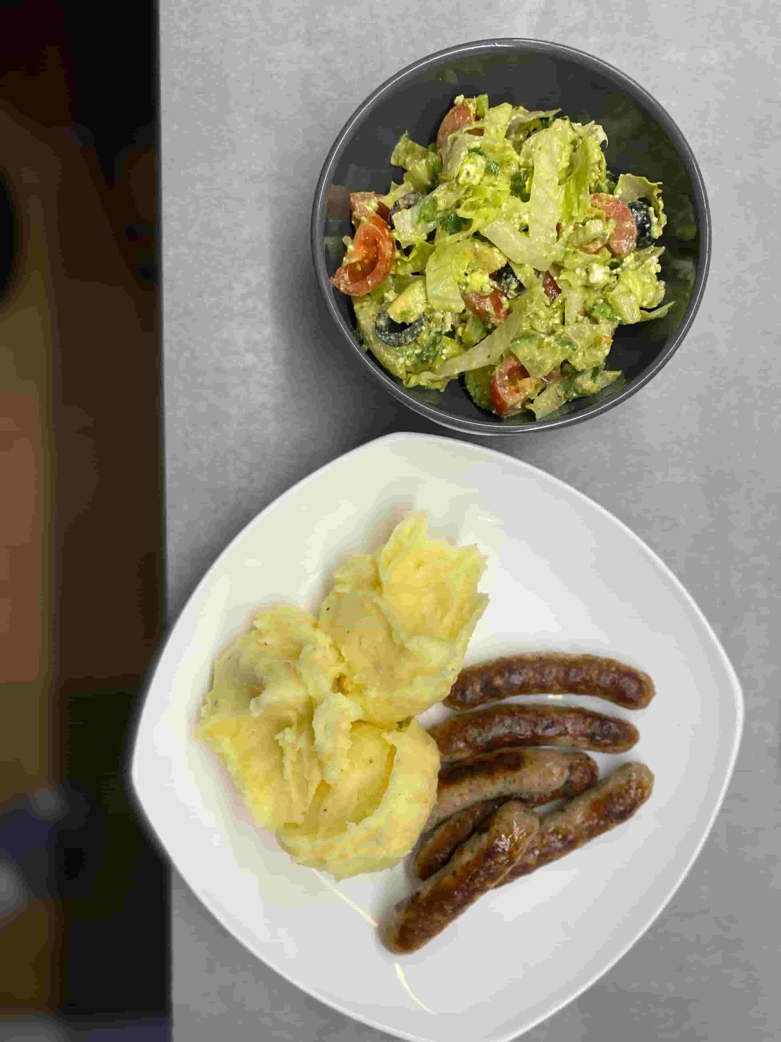 Bayerische Würstchen mit Kartoffelpüree Recipe Image