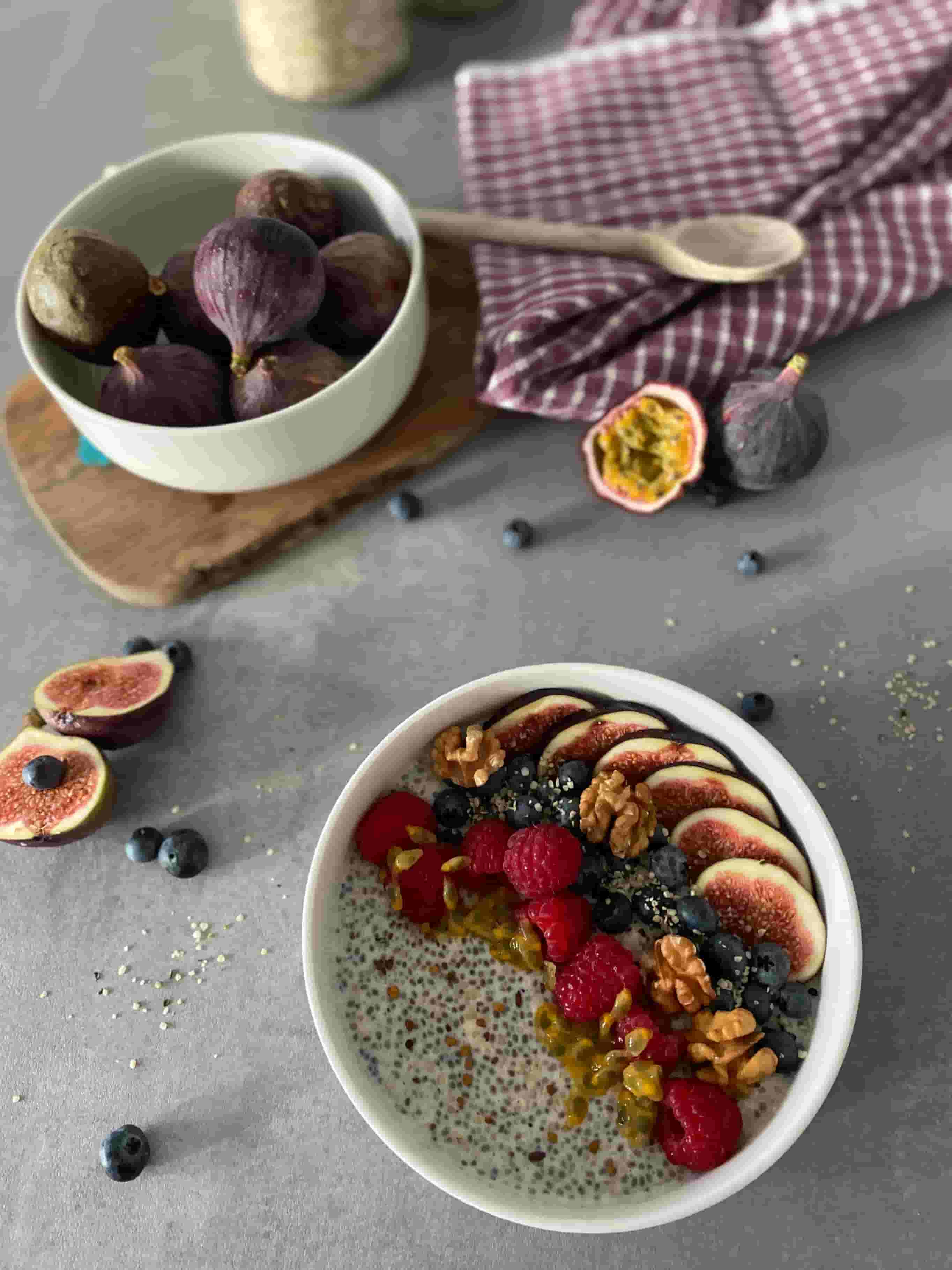 Чиа купа с малини и смокини Recipe Image