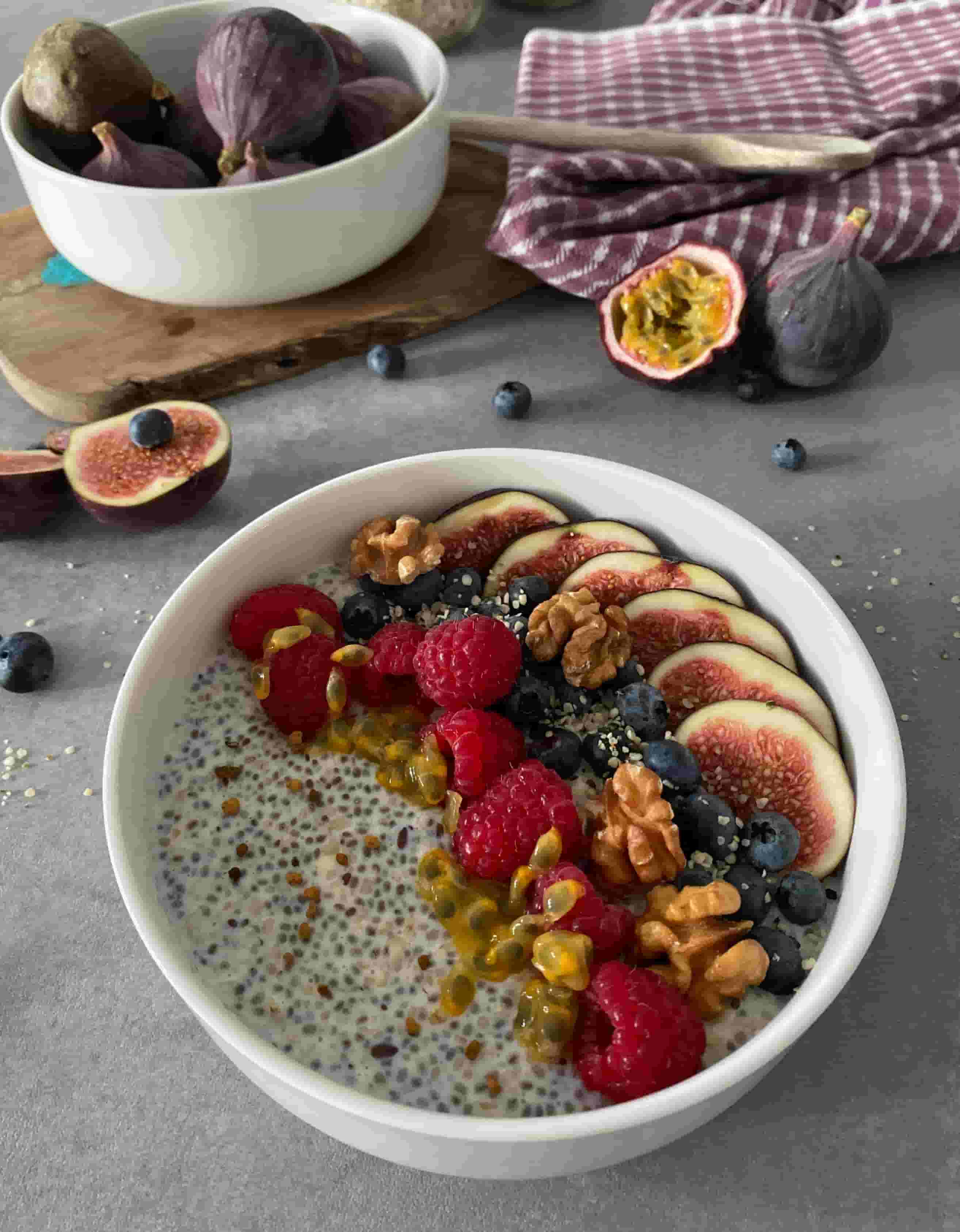 Чиа купа с малини и смокини Recipe Image