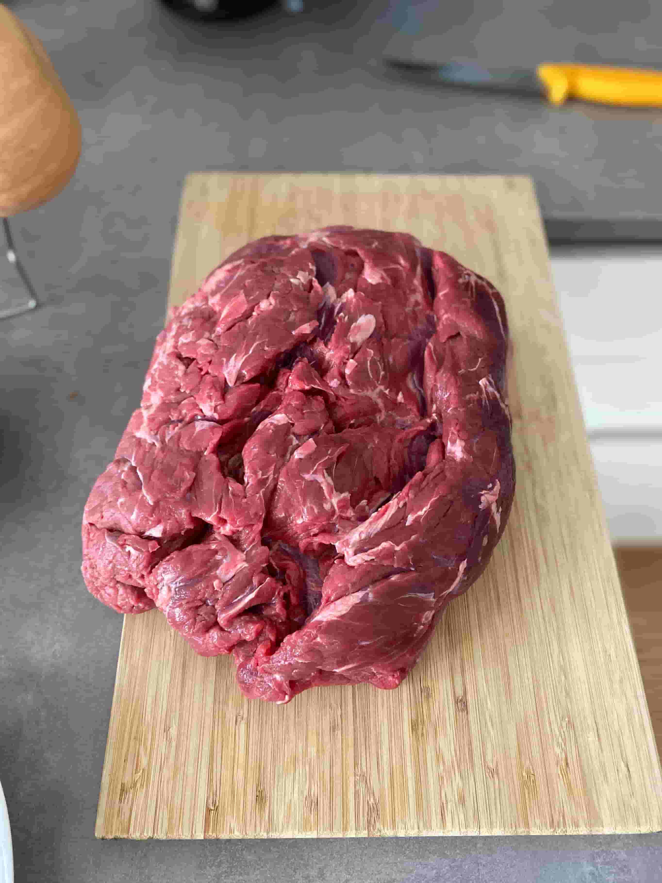 Бавно сготвено говеждо Recipe Image