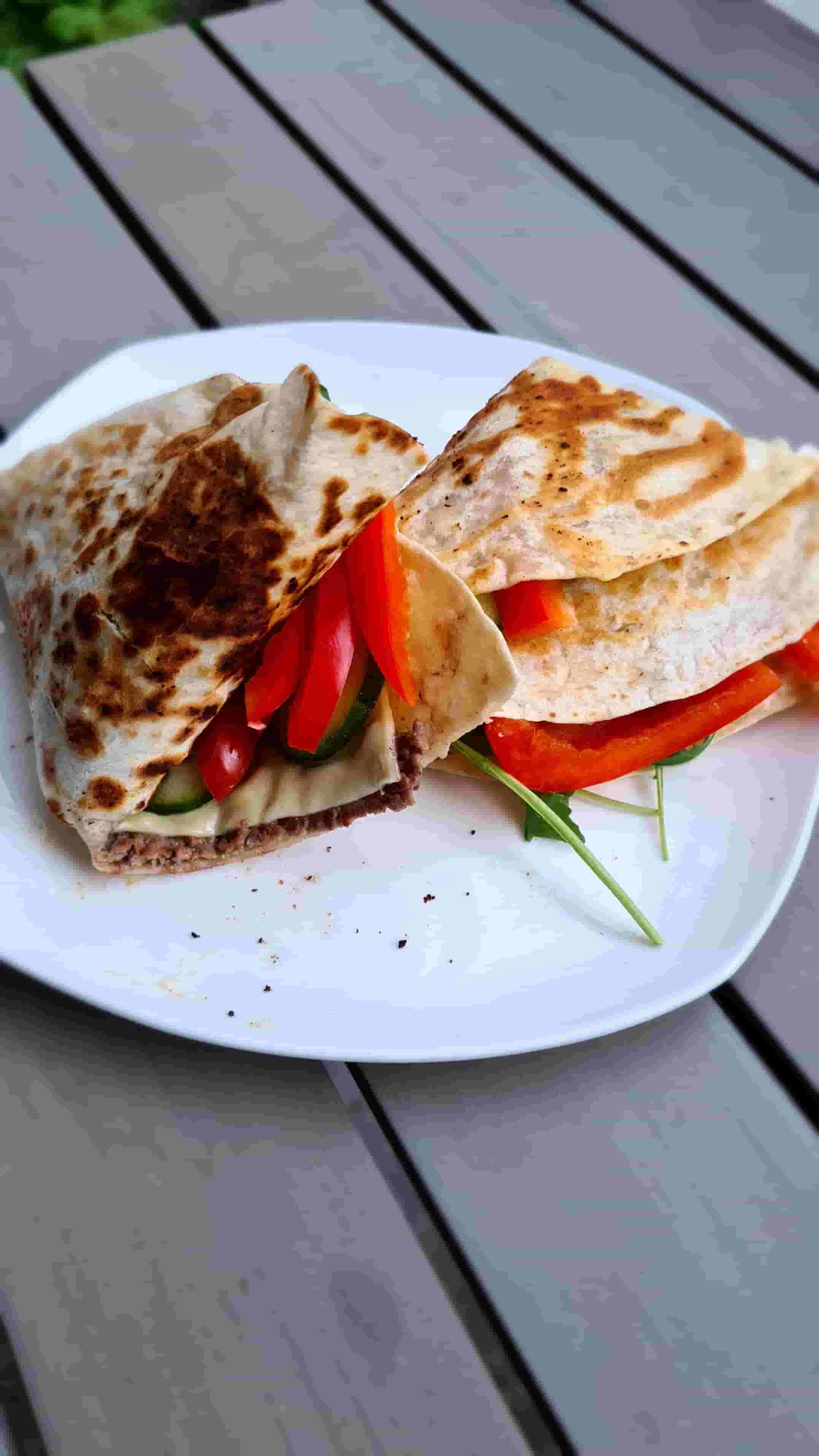 Лесен сандвич в тортила Recipe Image