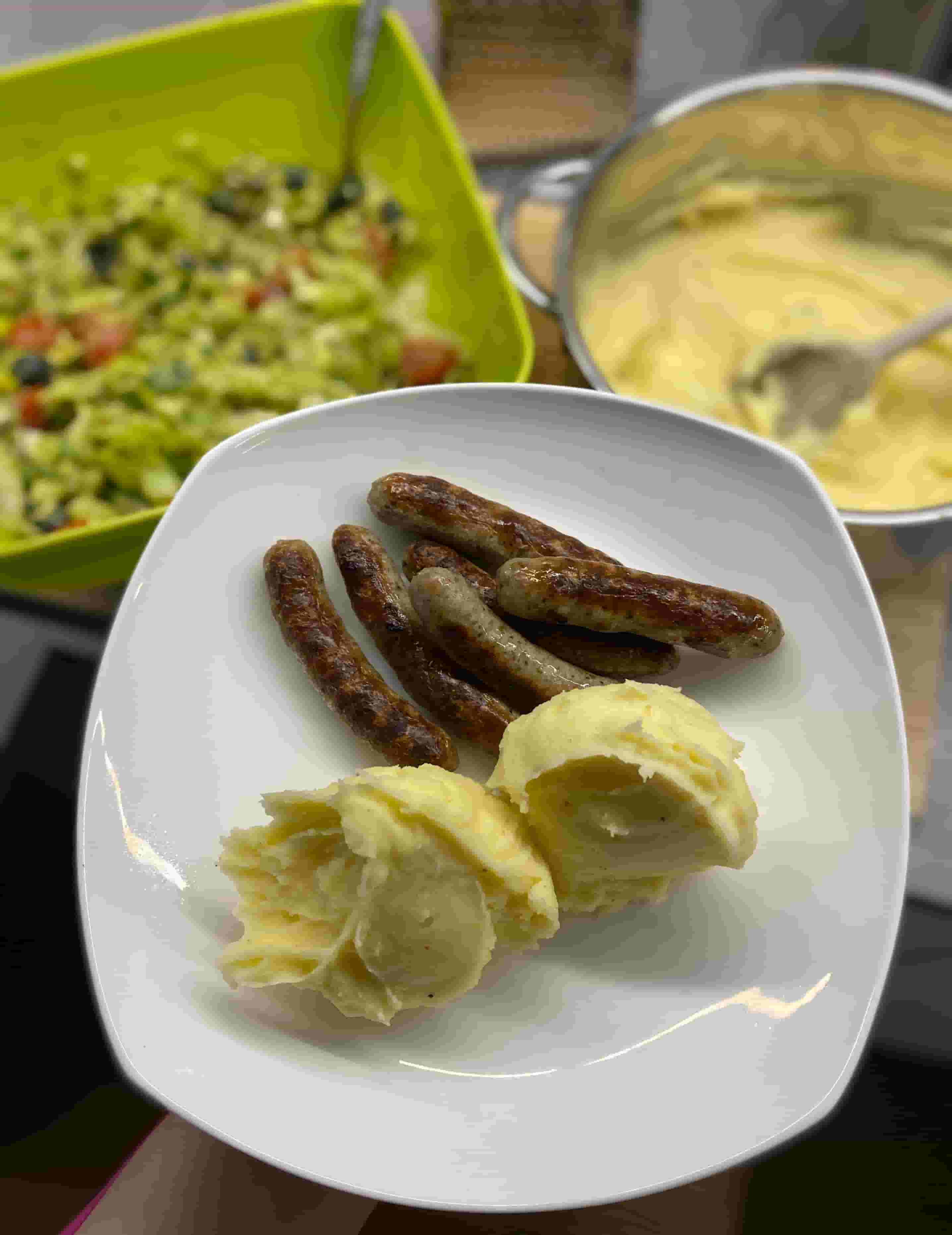 Bayerische Würstchen mit Kartoffelpüree Recipe Image