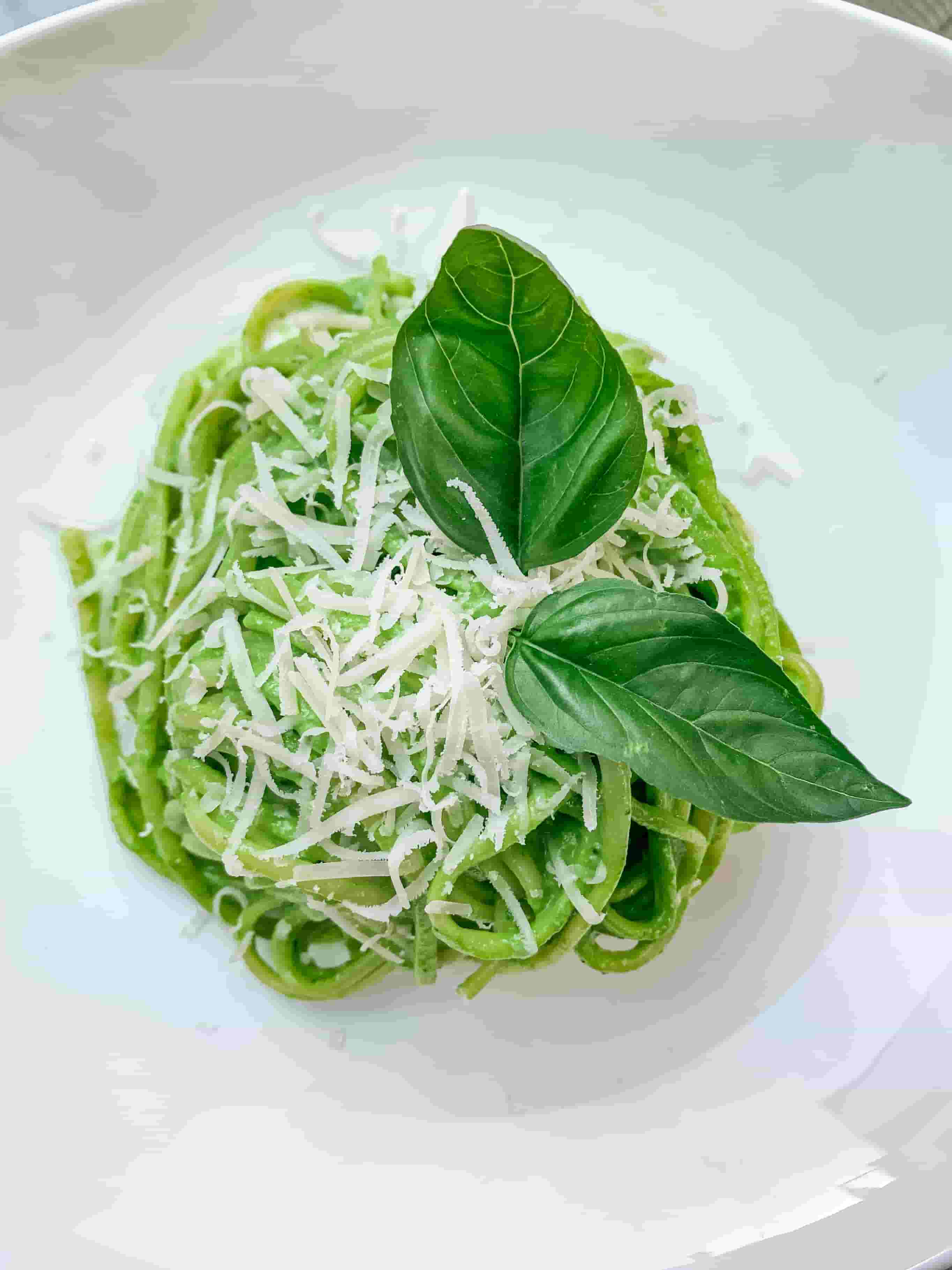 Зелени летни лингуини Recipe Image