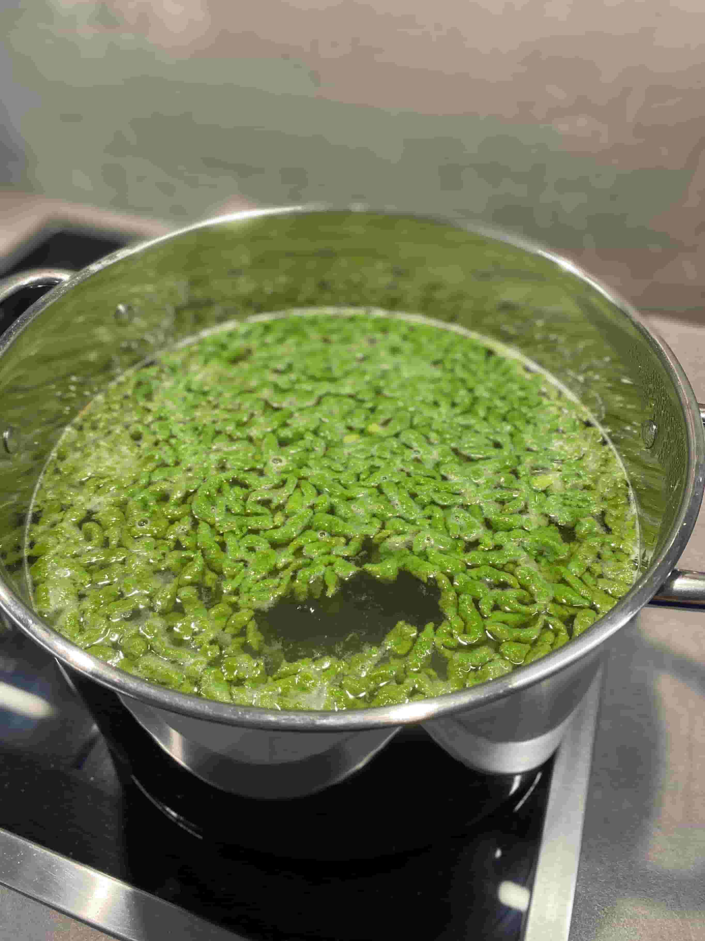Proteinowe szpecle szpinakowe (bez mleka) Recipe Image