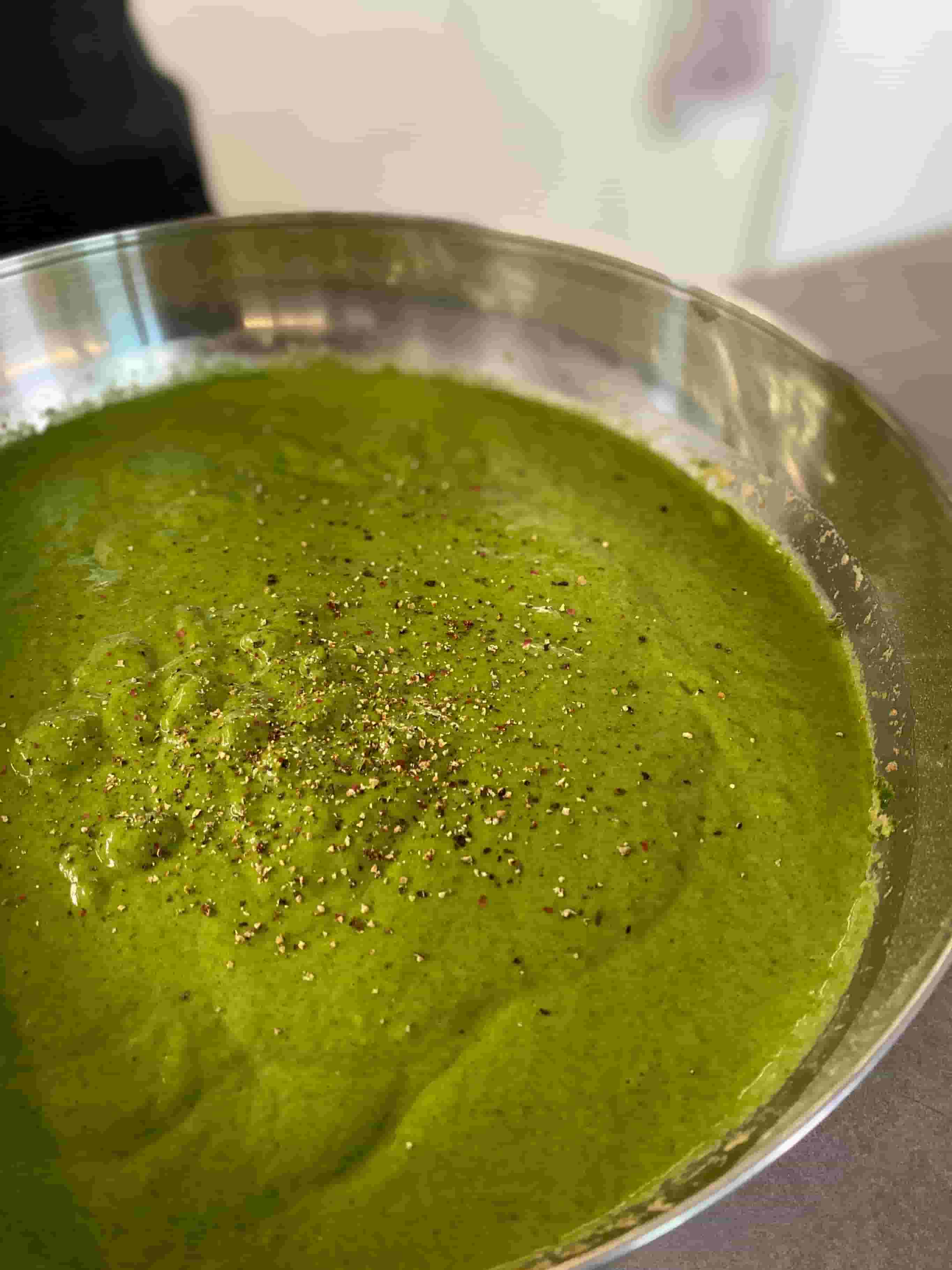 Proteinowe szpecle szpinakowe (bez mleka) Recipe Image