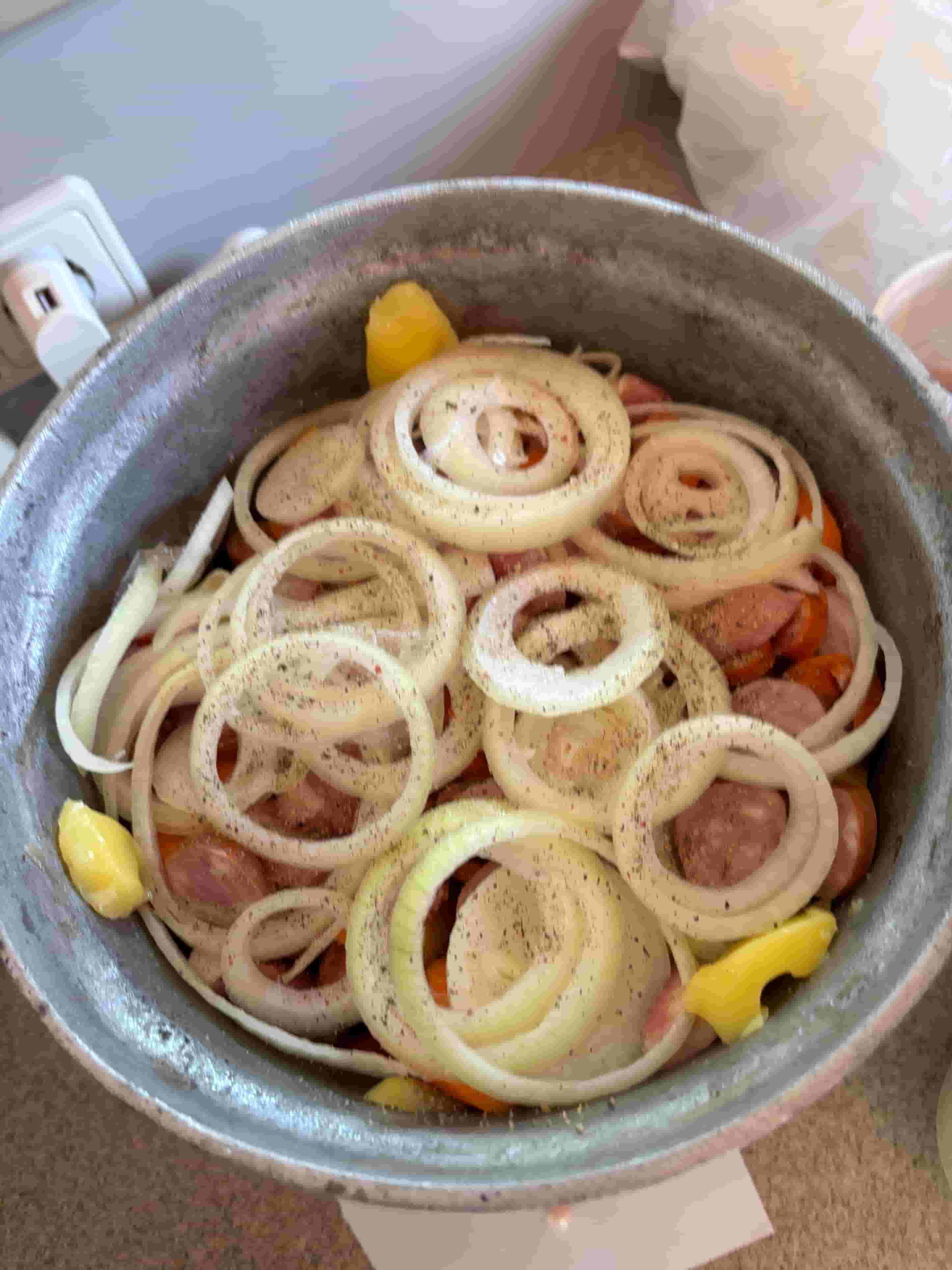 Prazonki (Polnischer Eintopf vom Lagerfeuer) Recipe Image