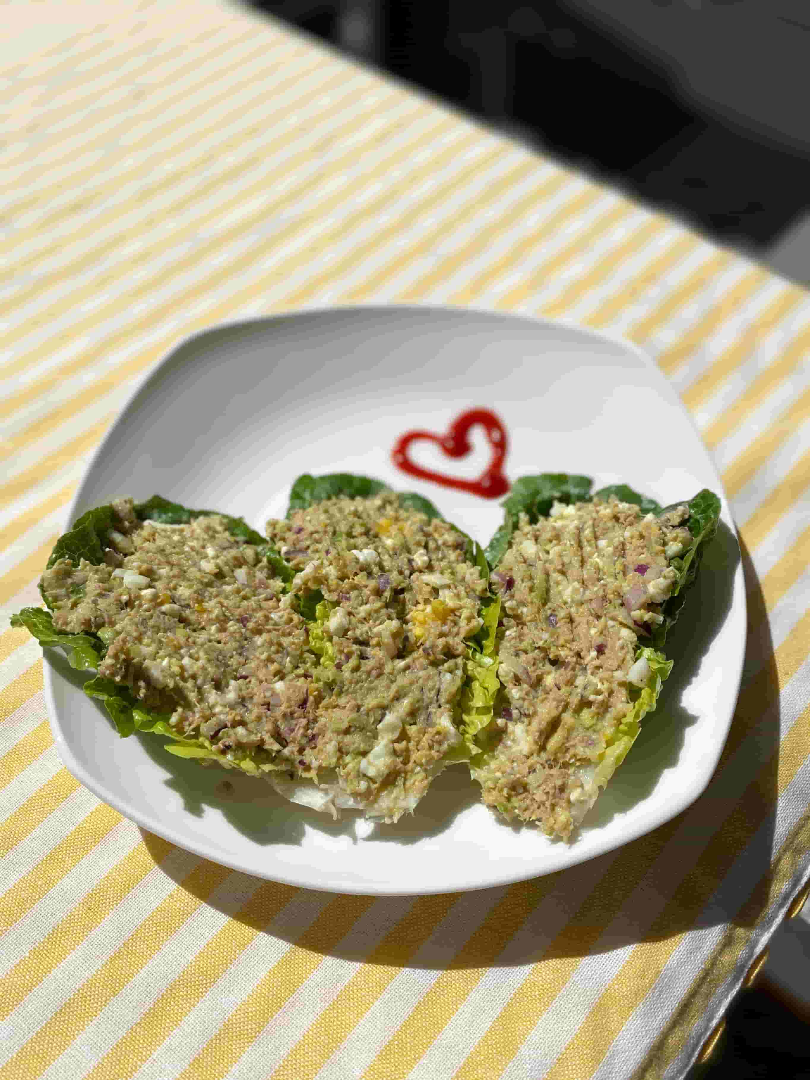 High-Protein Tuna & Avocado Lettuce Wraps Recipe Image