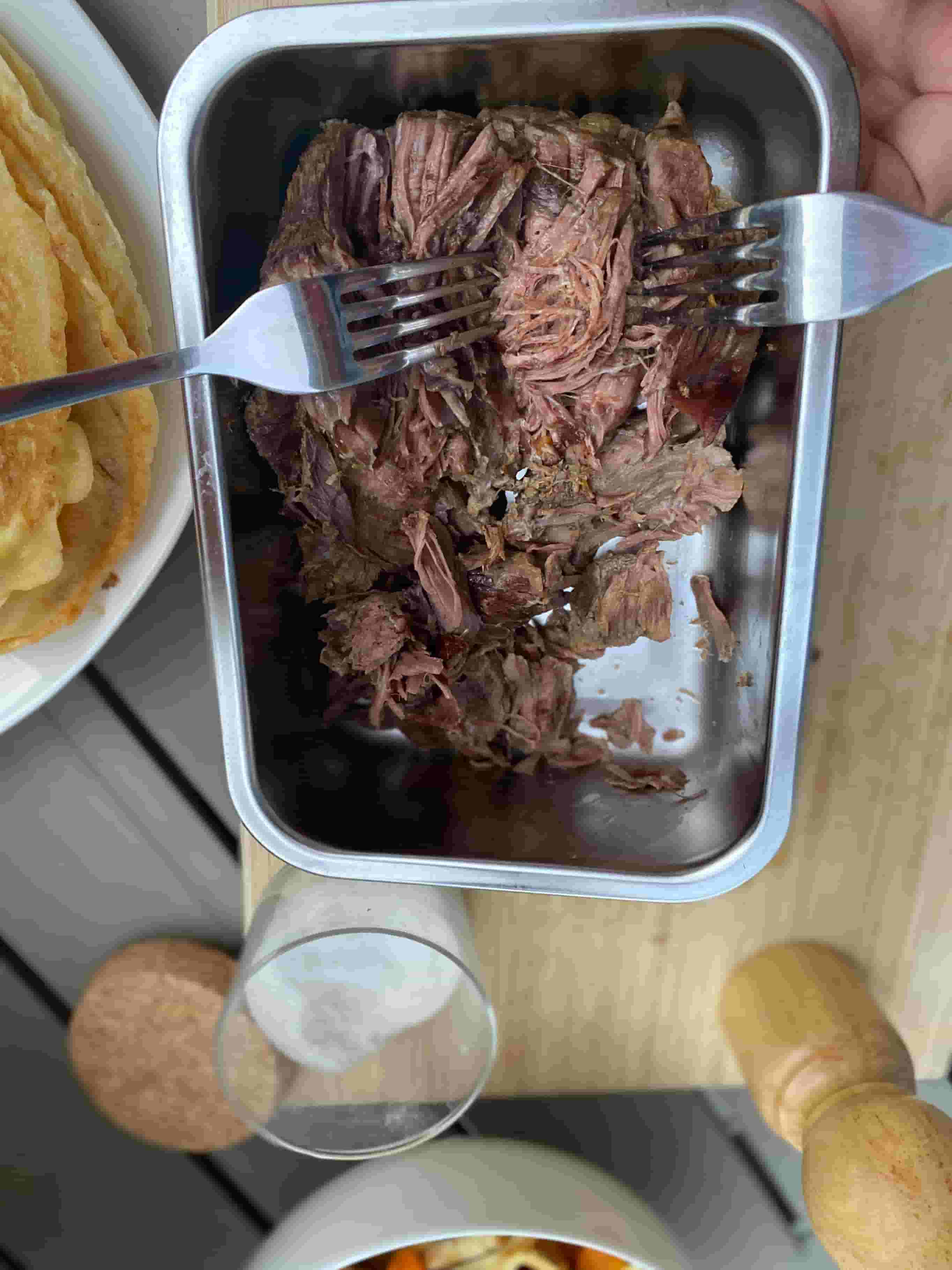 Бавно сготвено говеждо Recipe Image