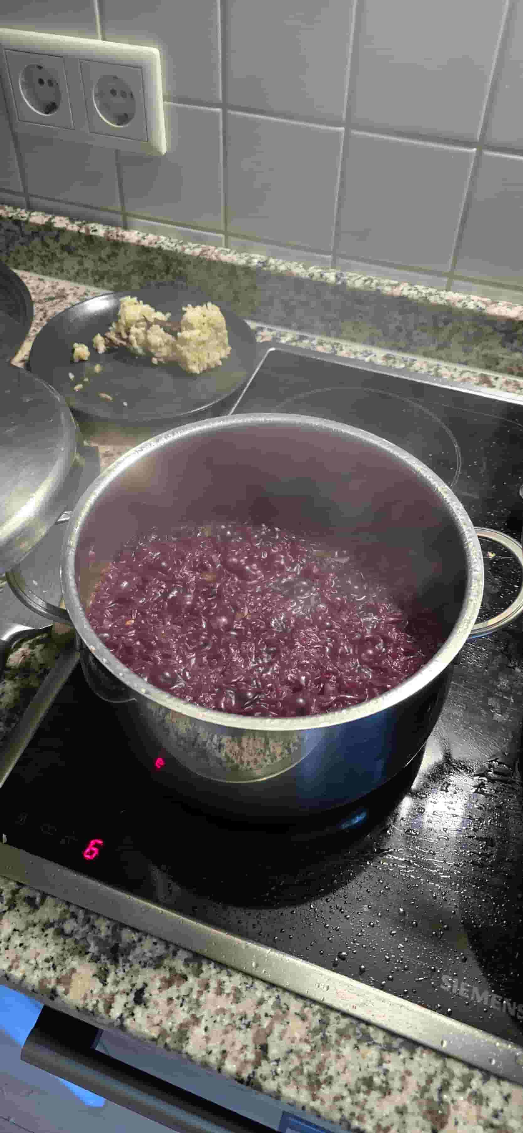 Col Lombarda Cremosa Vegana Recipe Image