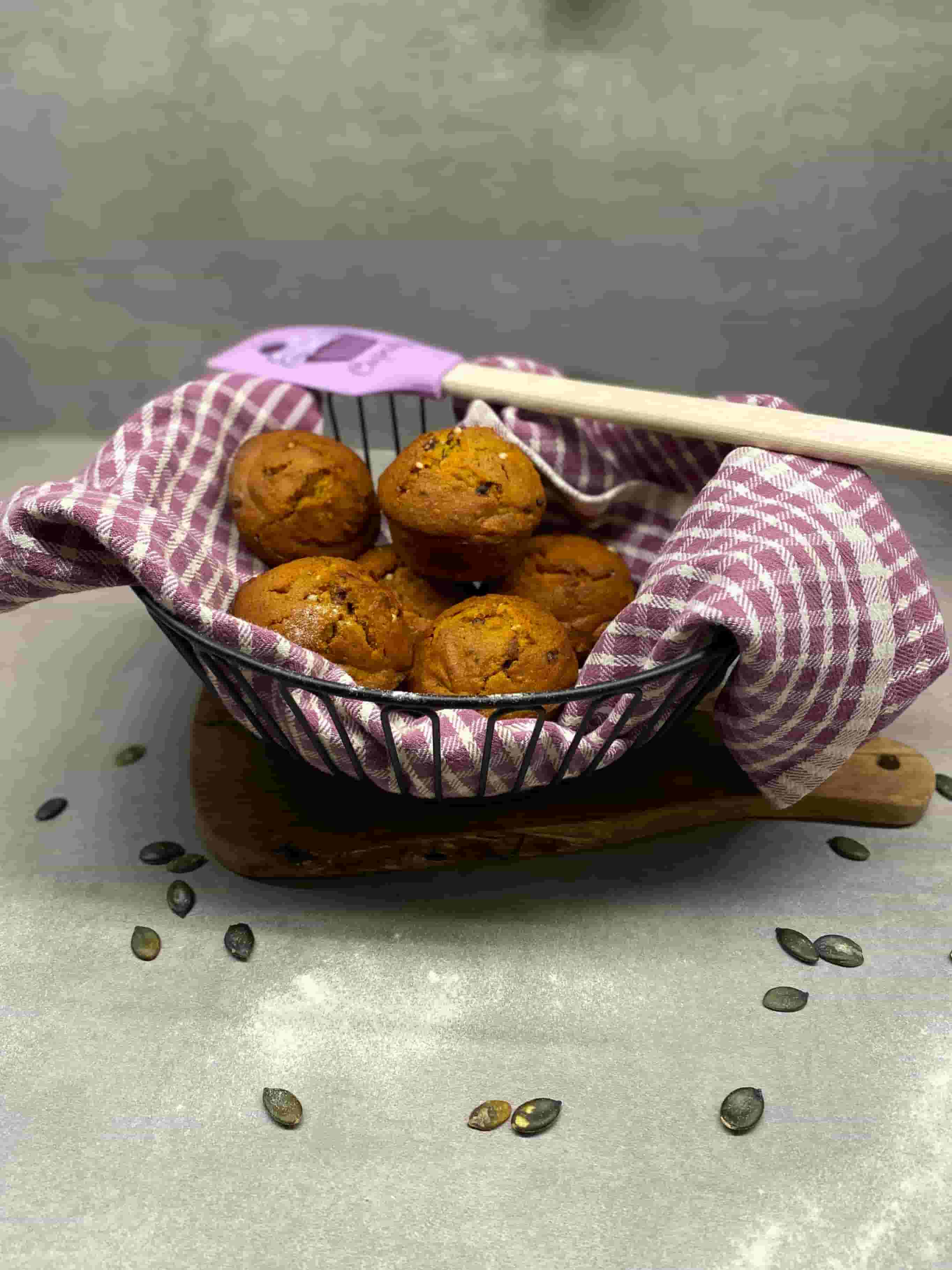 Тиквени мъфини с шоколад Recipe Image