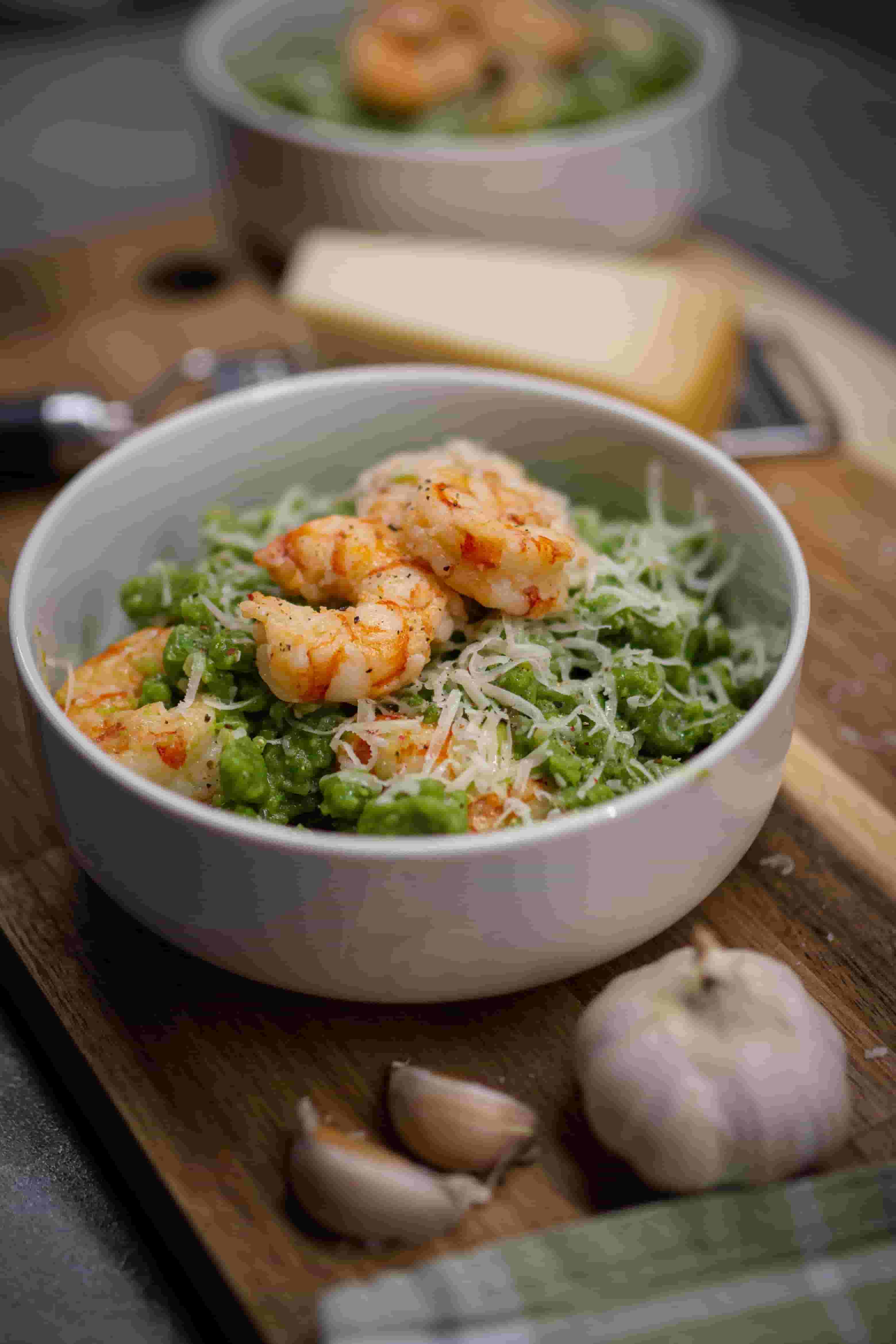 Spätzle de Espinacas Súper Rápido con Camarones Recipe Image