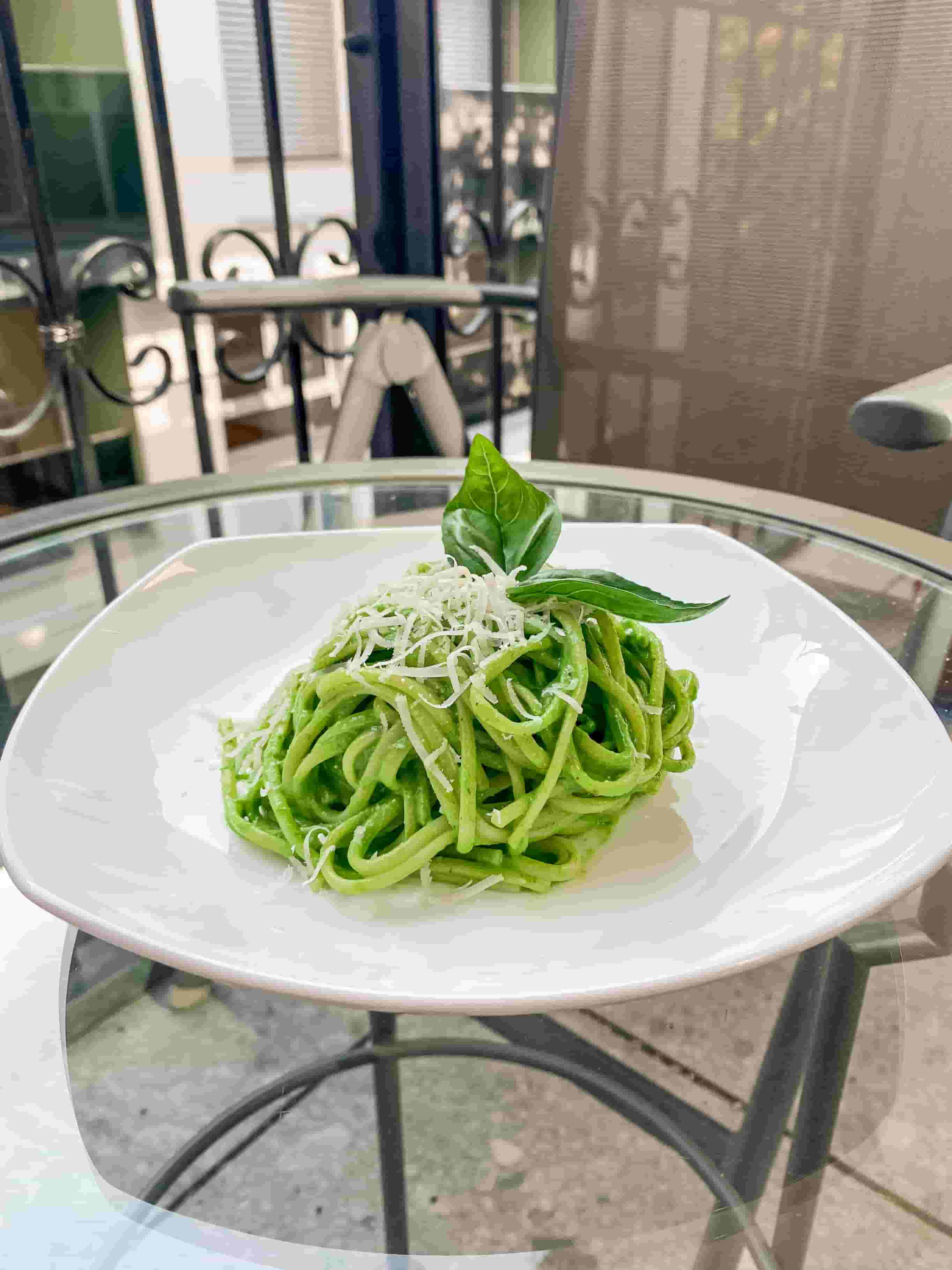 Зелени летни лингуини Recipe Image