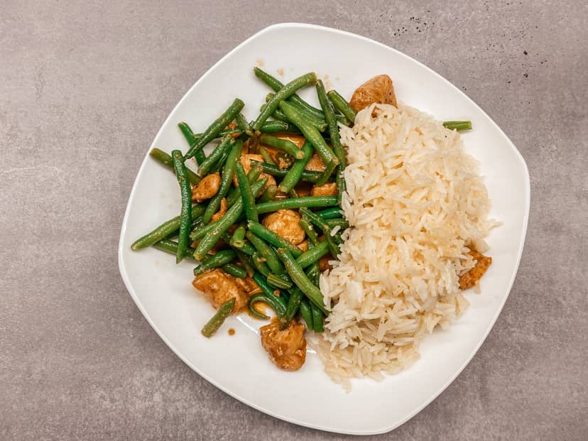 Receta de Rocely de Pollo con Judías Verdes y Arroz