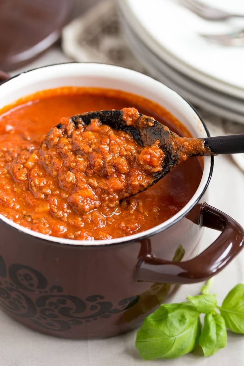 Traditionelle Ragù-Sauce (Bolognese) Rocely Rezept