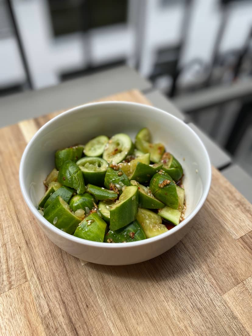 Recette Rocely de Salade de concombres écrasés à l'asiatique