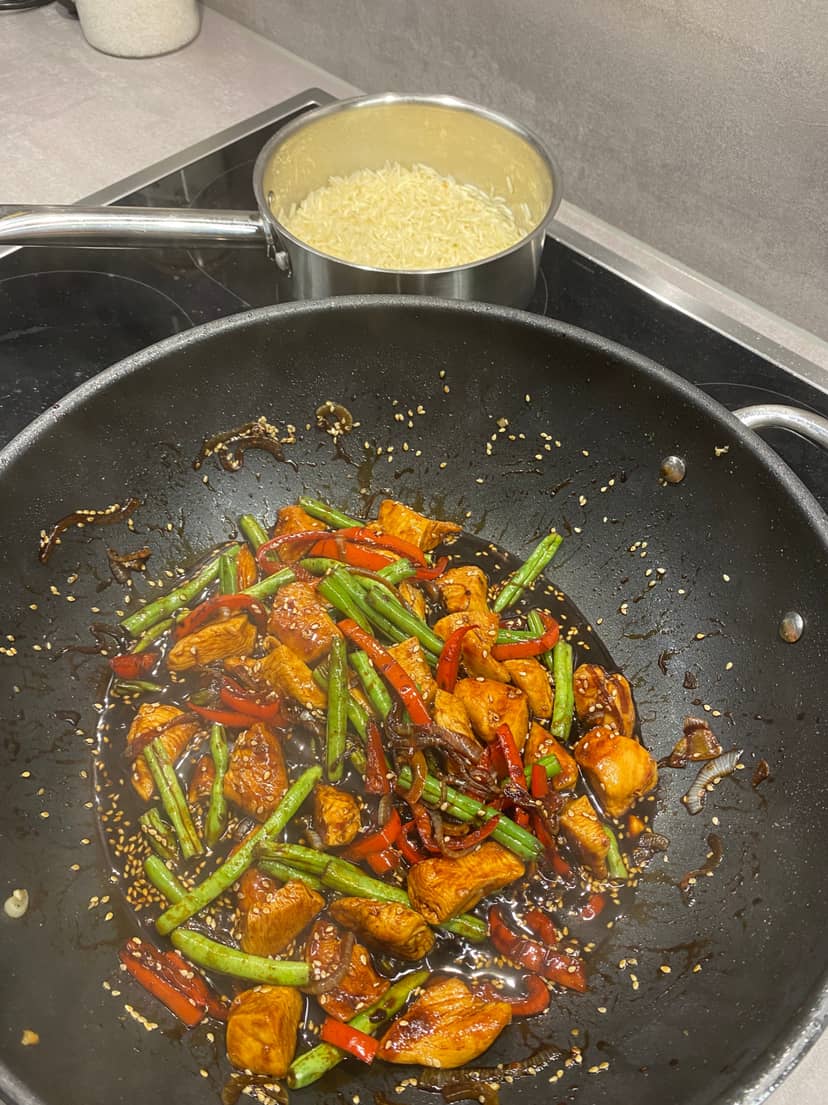 Chicken Stir Fry with Rice Rocely Recipe