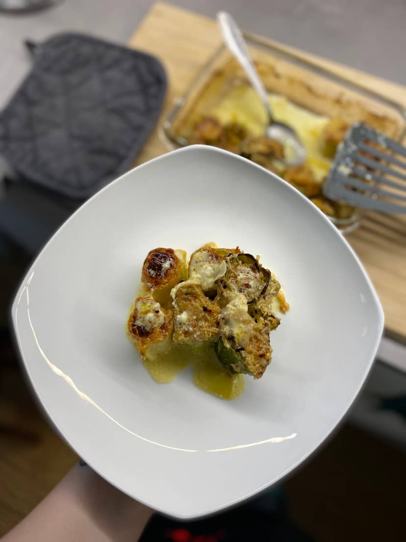 Lauch mit Sahne- und Parmesansauce Rocely Rezept