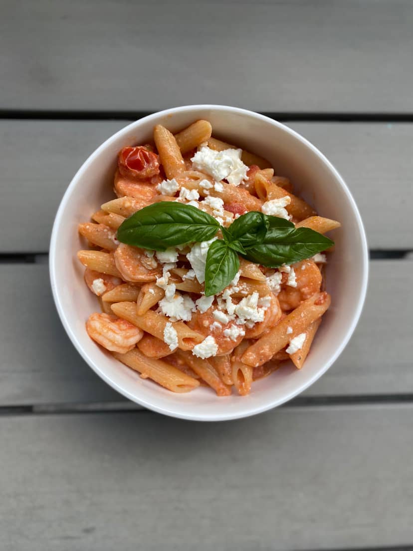 Garnelen-Pasta mit Feta-Tomatensoße Rocely Rezept