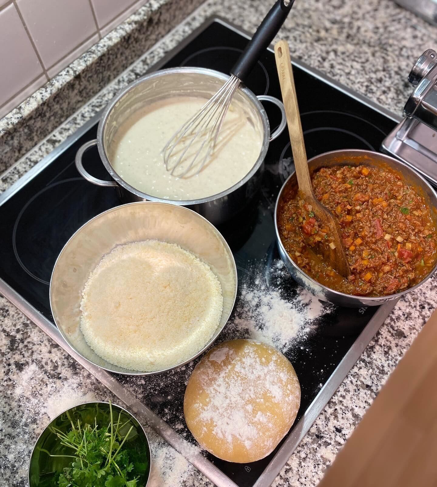 Lasagne ze świeżymi pomidorami San Marzano Recipe Image