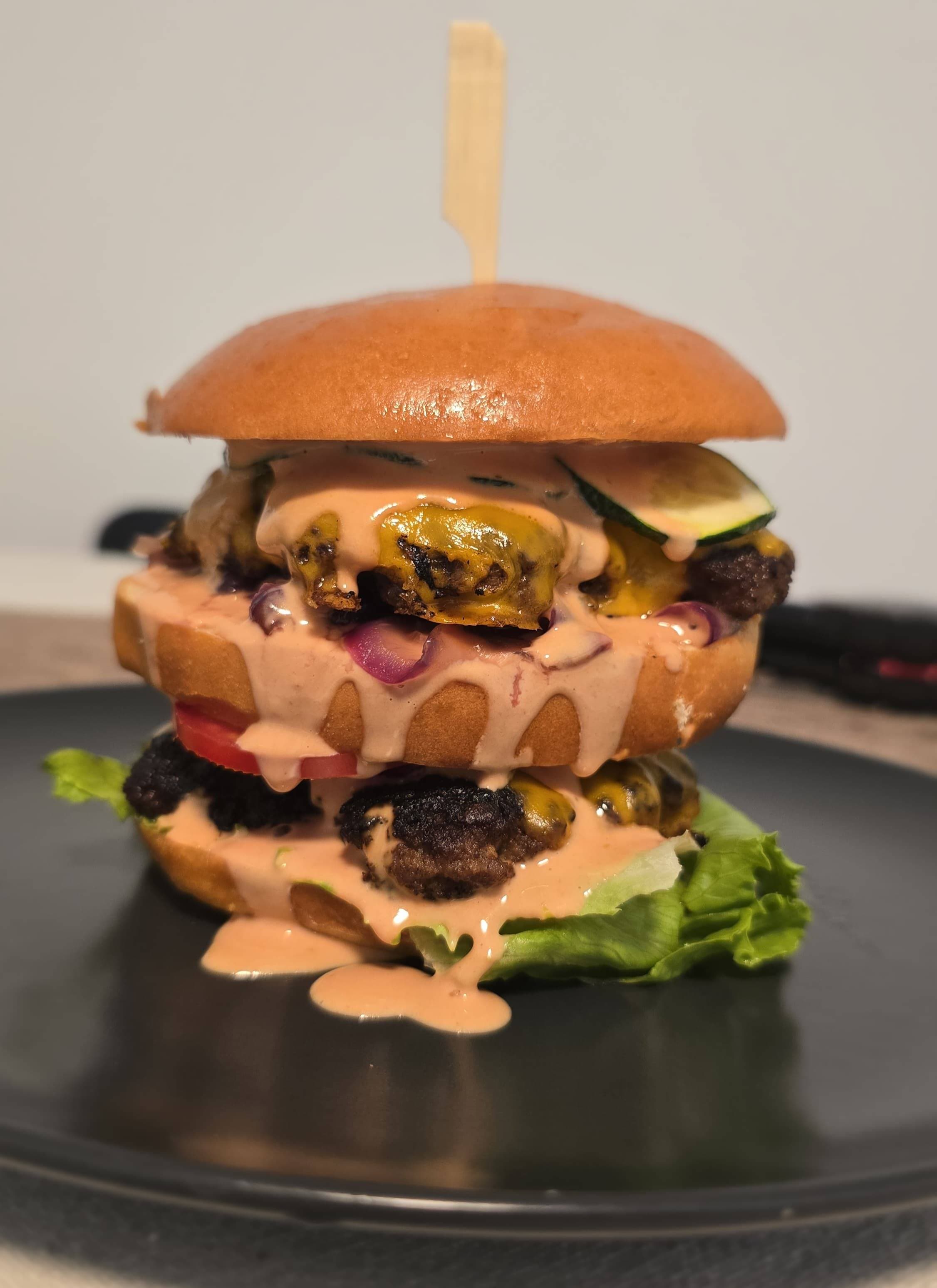 La mejor hamburguesa doble Recipe Image