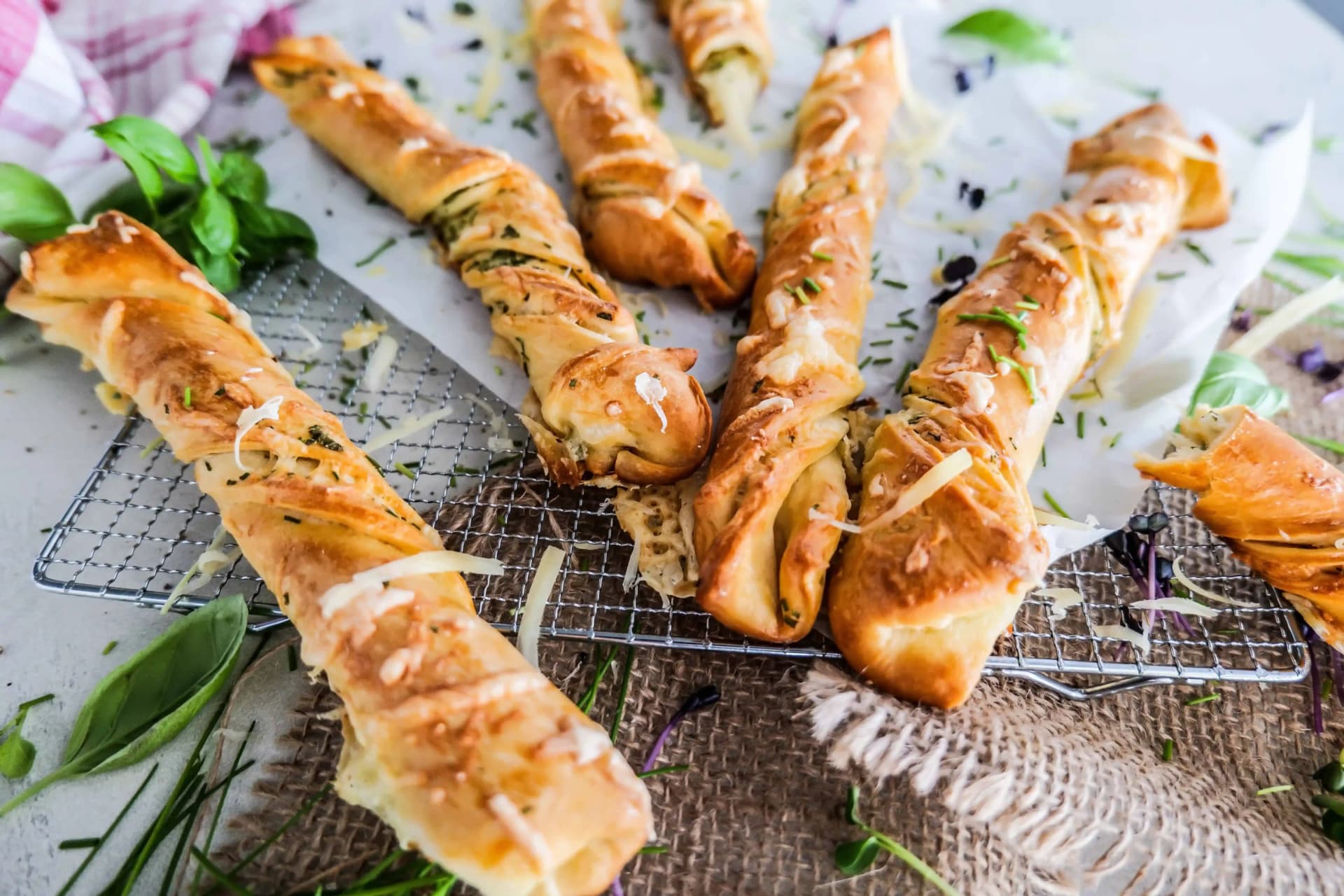 Image principale pour Bâtonnets au fromage – croustillants &amp; savoureux
