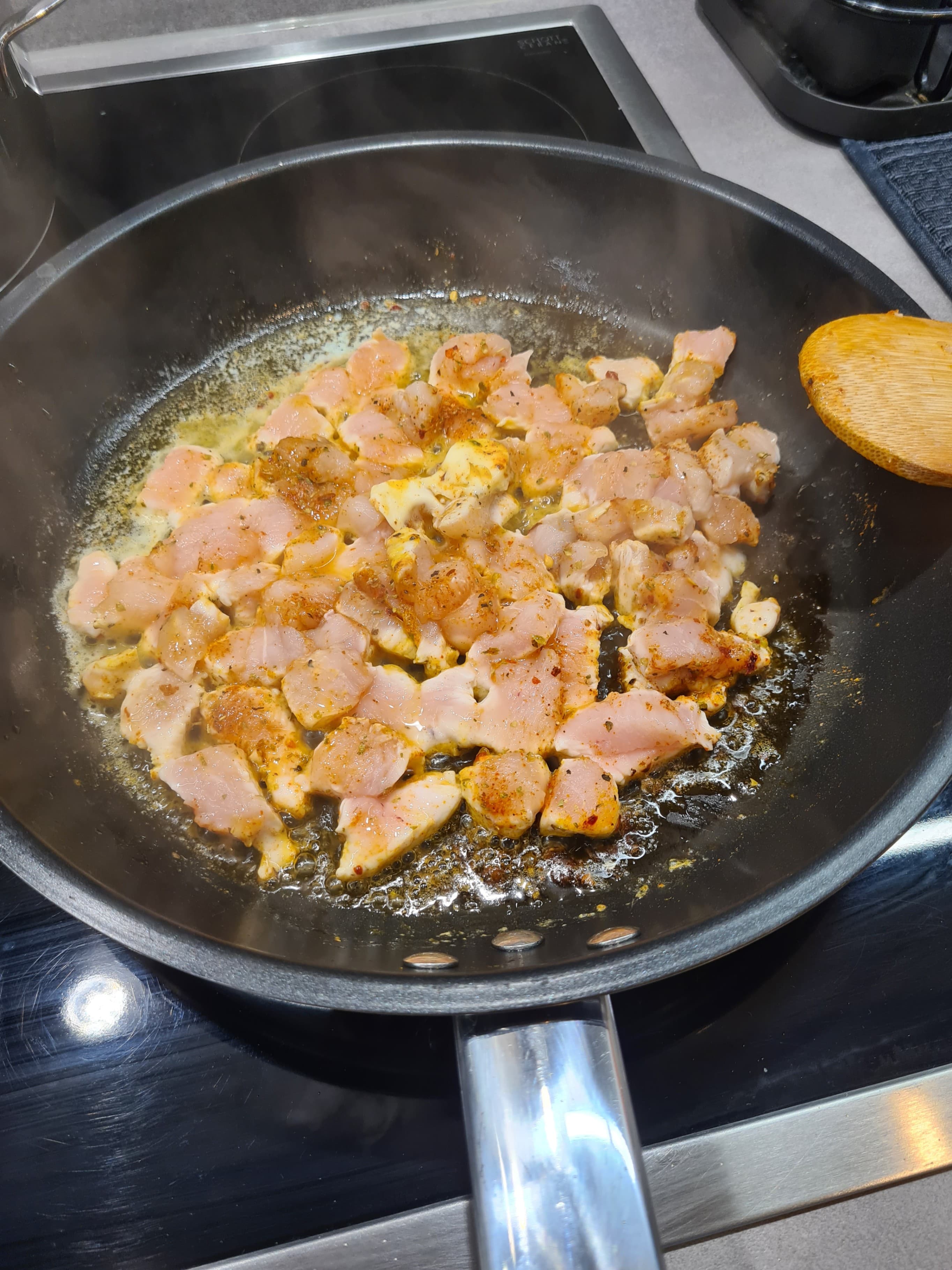 Zdjęcie przepisu Makaron Rigatoni z Kurczakiem