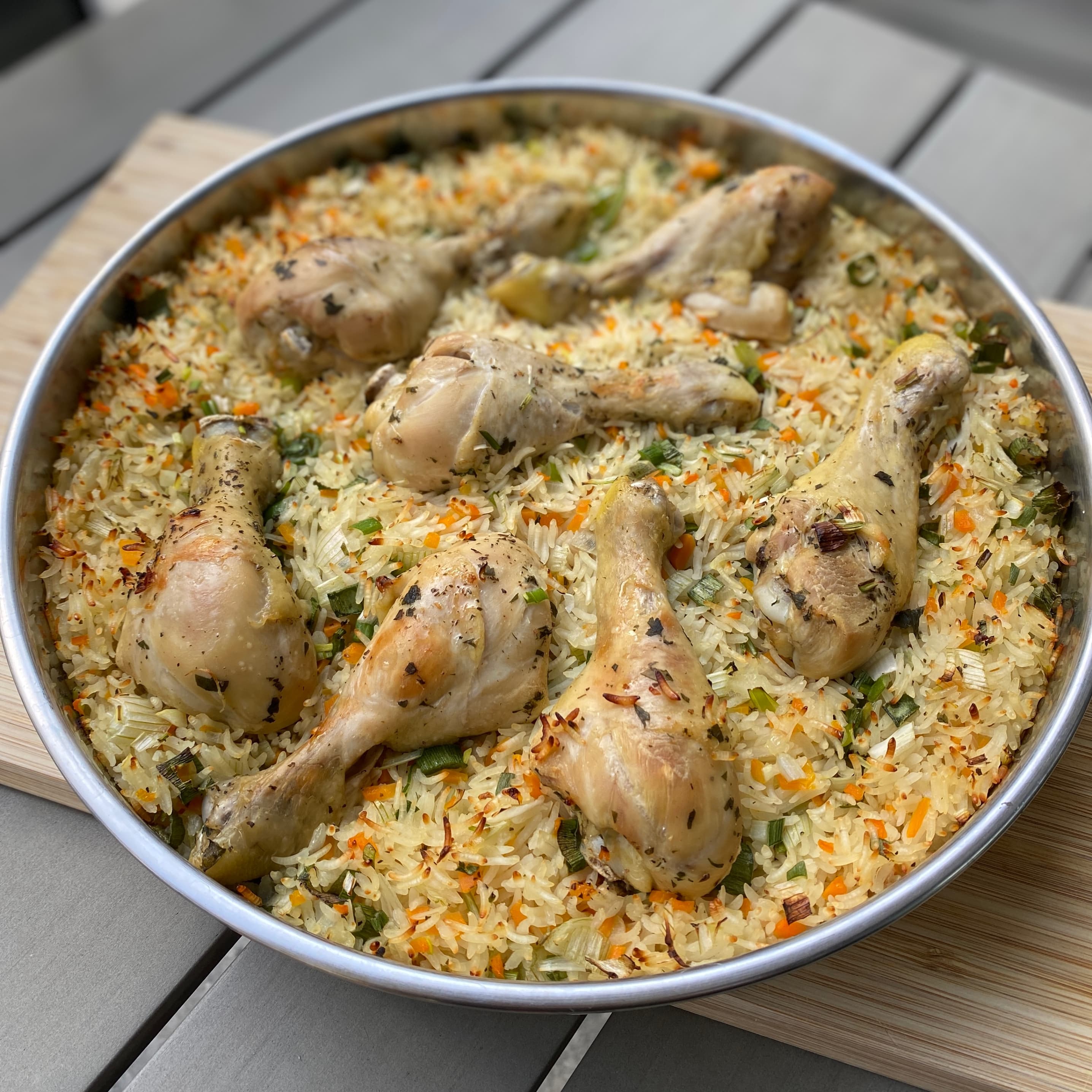 Класическо печено пиле с ориз Recipe Image