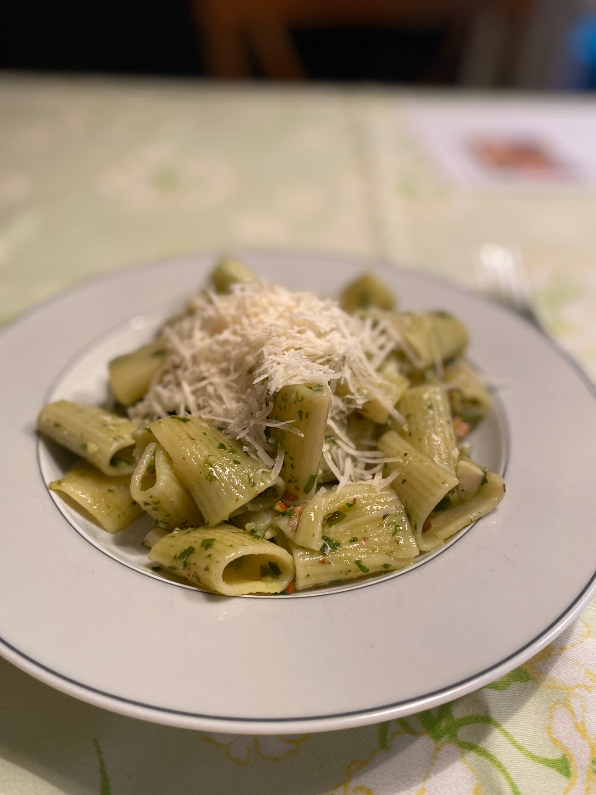Image principale pour Tortiglioni au pesto d&#39;ail des ours et amandes