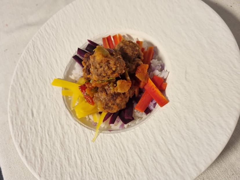 Hackbällchen mit gedämpfter Karotte Rocely Rezept