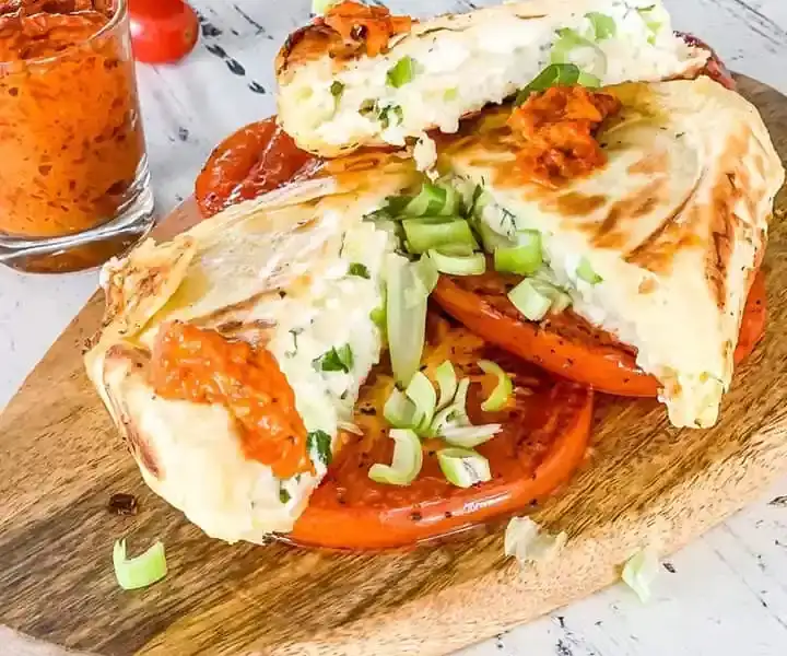 Bild für Feta-Päckchen auf gegrillten Tomaten