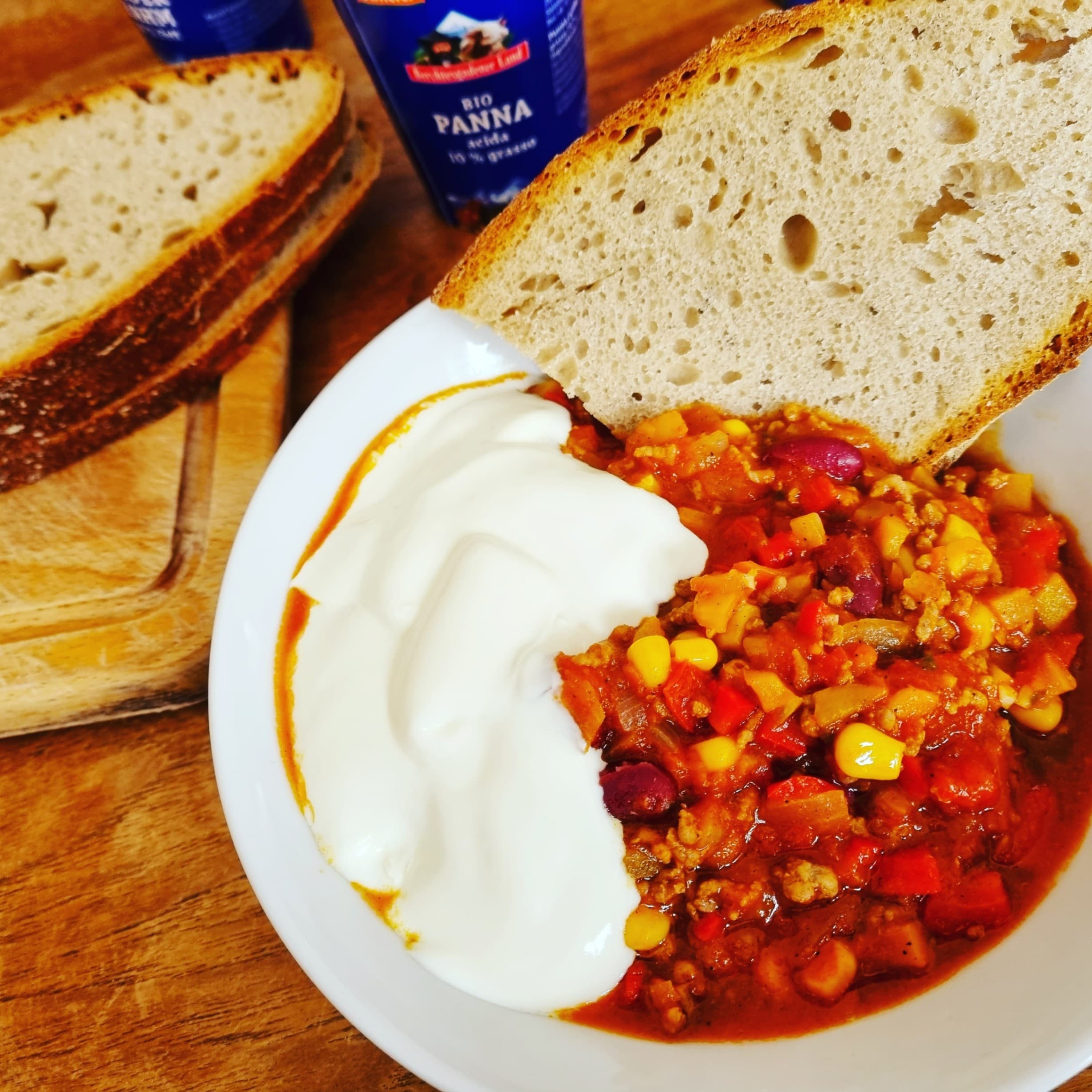 Hartige Texas-stijl Chili con Carne met pure chocolade en rode wijn Recipe Image