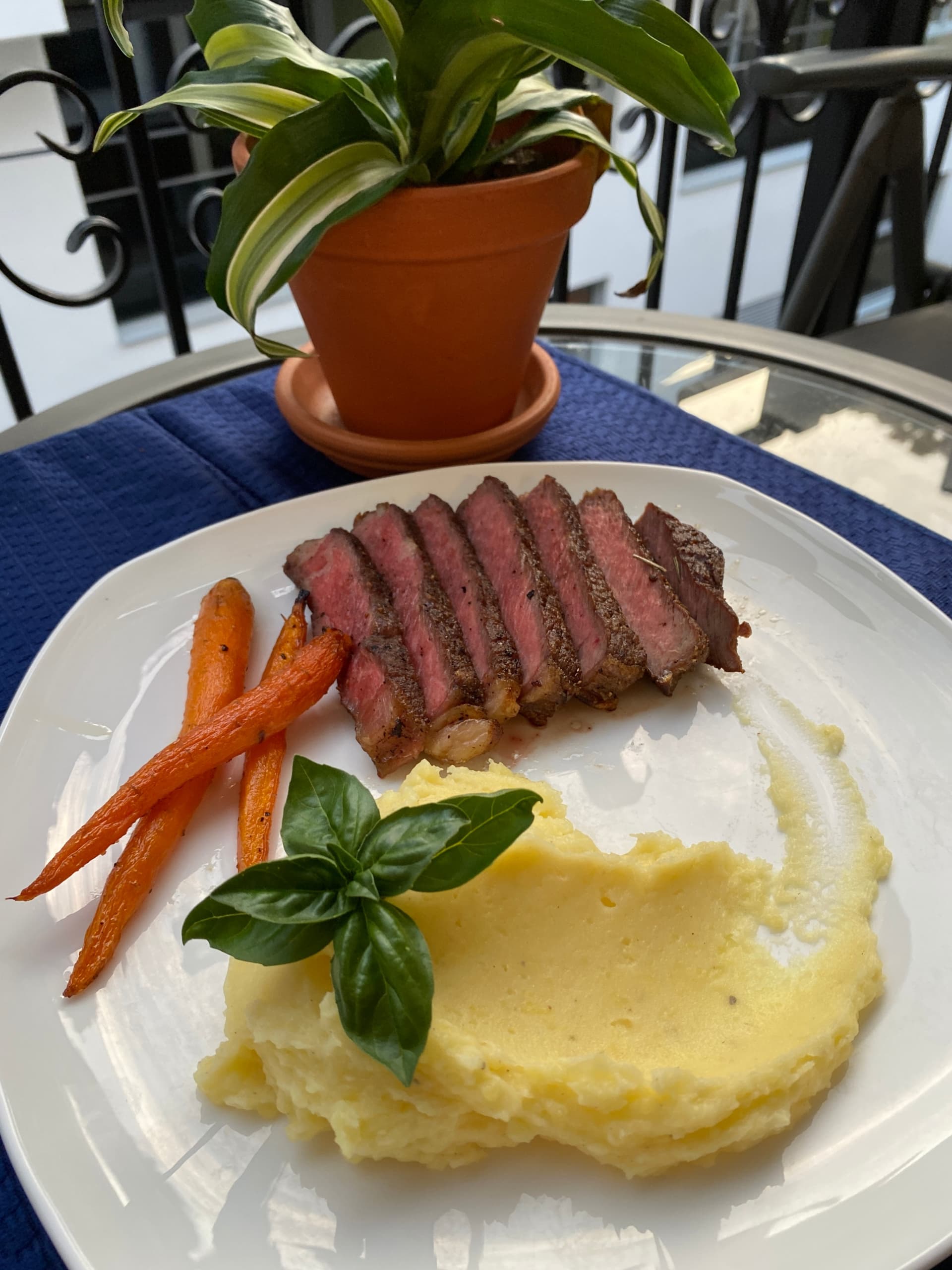 Image for Steak with Mashed Potatoes