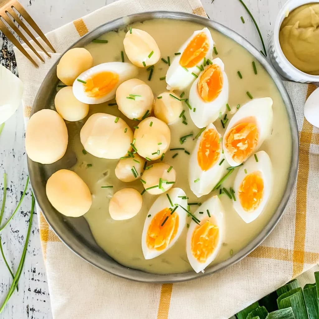 Hero Image for Huevos en salsa de mostaza