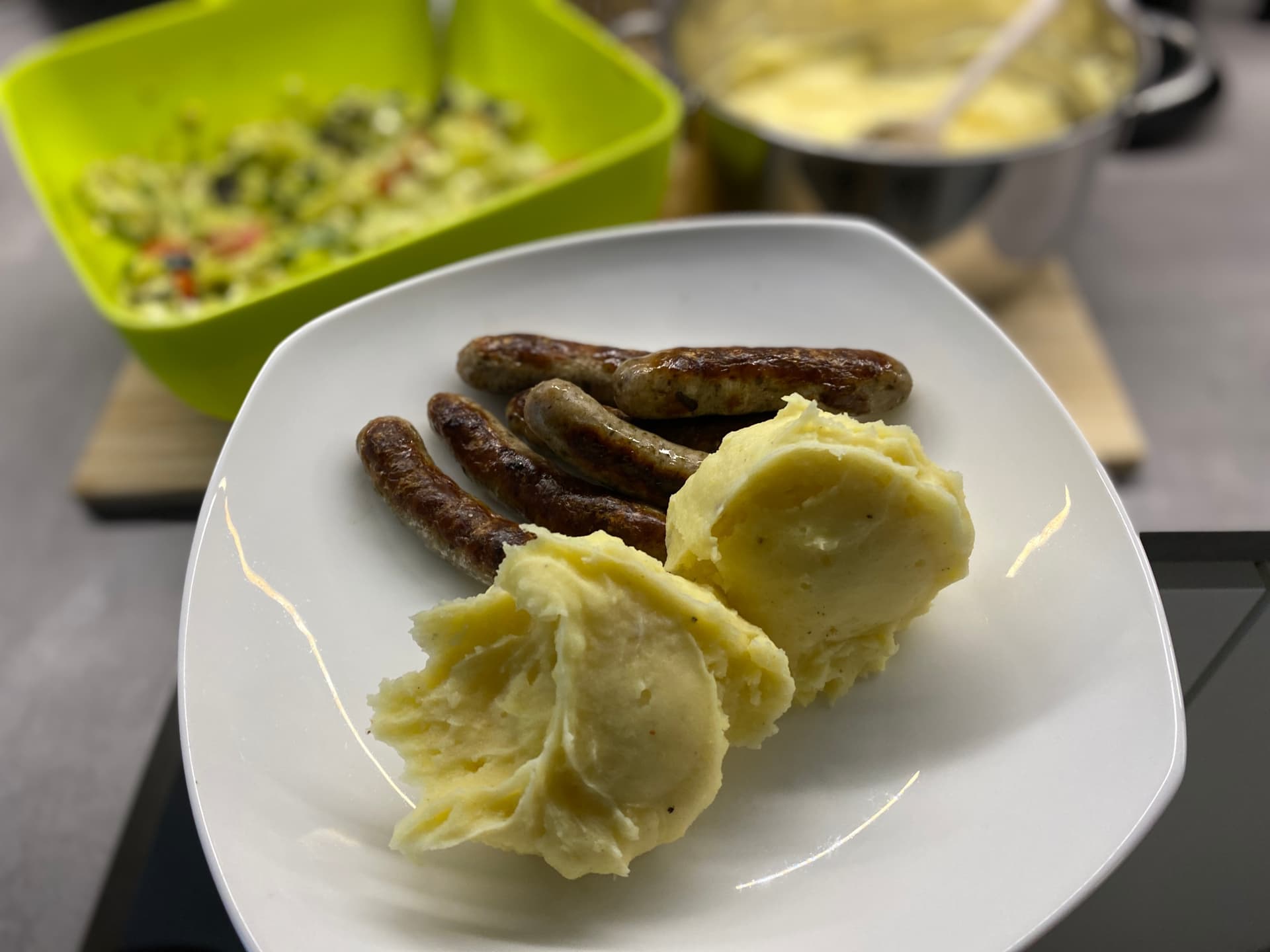 Image for Bavarian Sausages with Mashed Potatoes