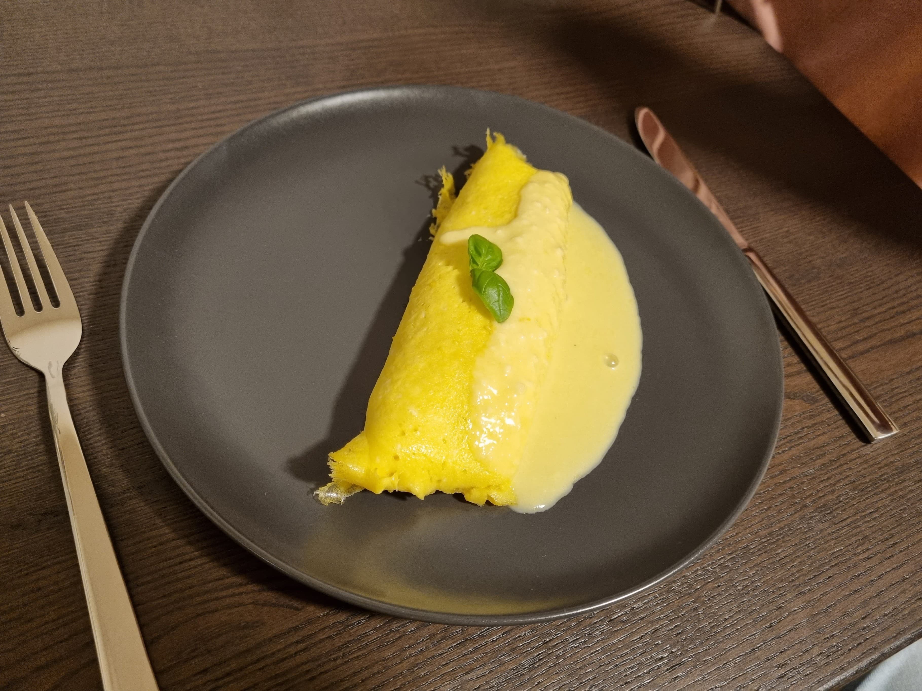 Omelette mit Parmesansoße Recipe Image