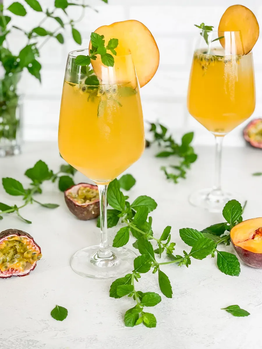 Bild für Maracuja Spritz – Der Sommercocktail mit Prosecco