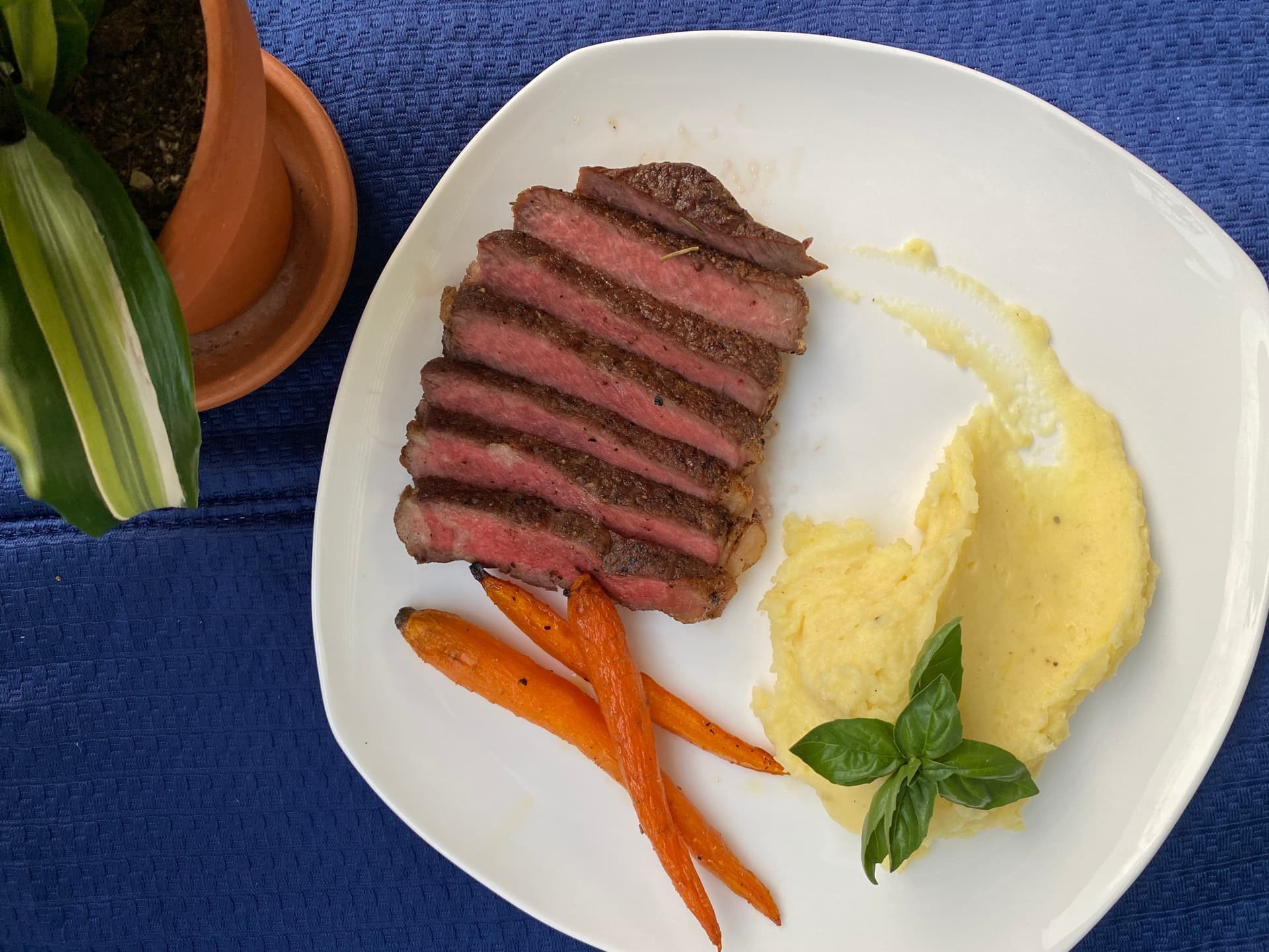 Image for Steak with Mashed Potatoes