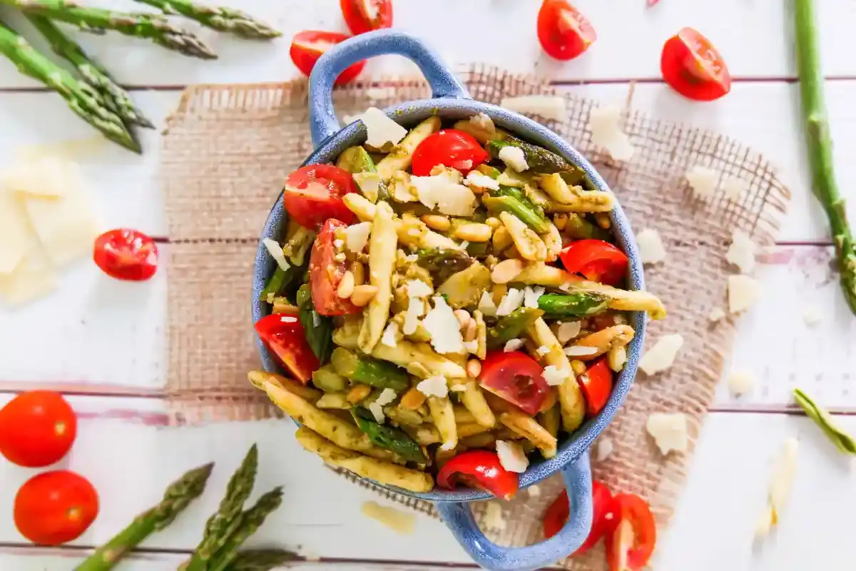 Bild für Nudelsalat mit Spargelpesto