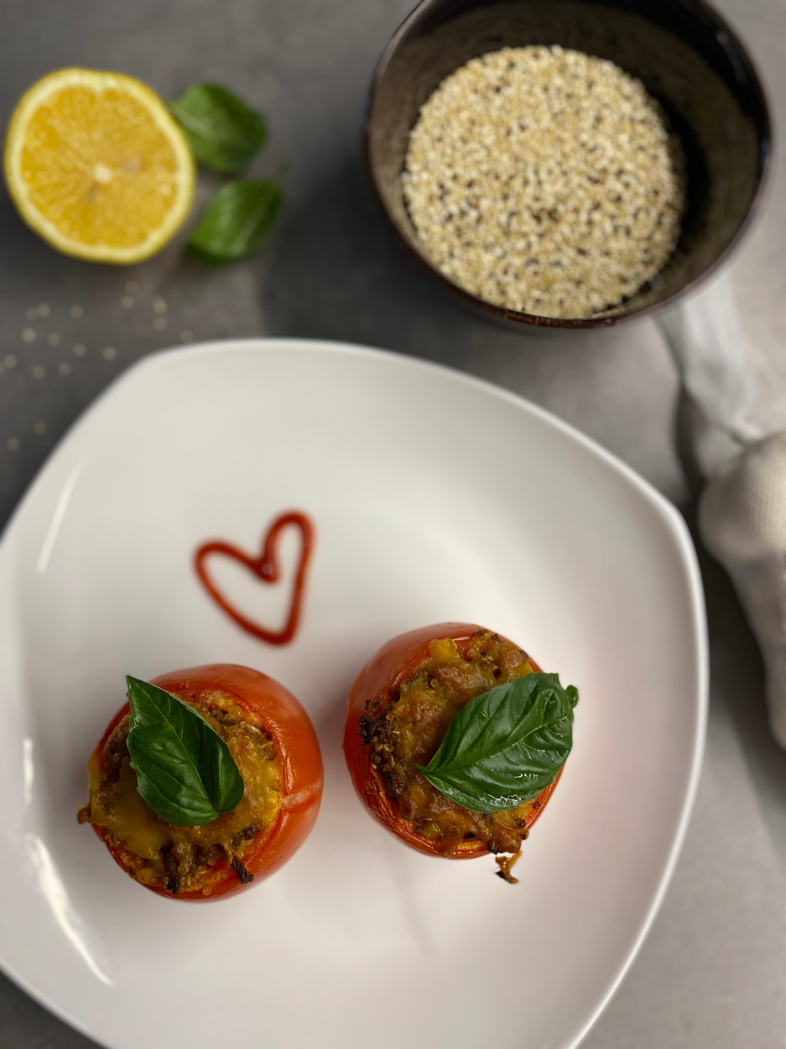 Tomates Farcies au Quinoa Recipe Image