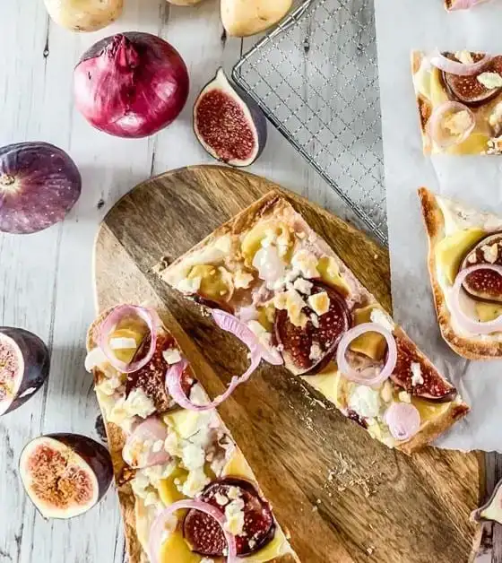 Bild für Herbstlicher Feigen-Flammkuchen