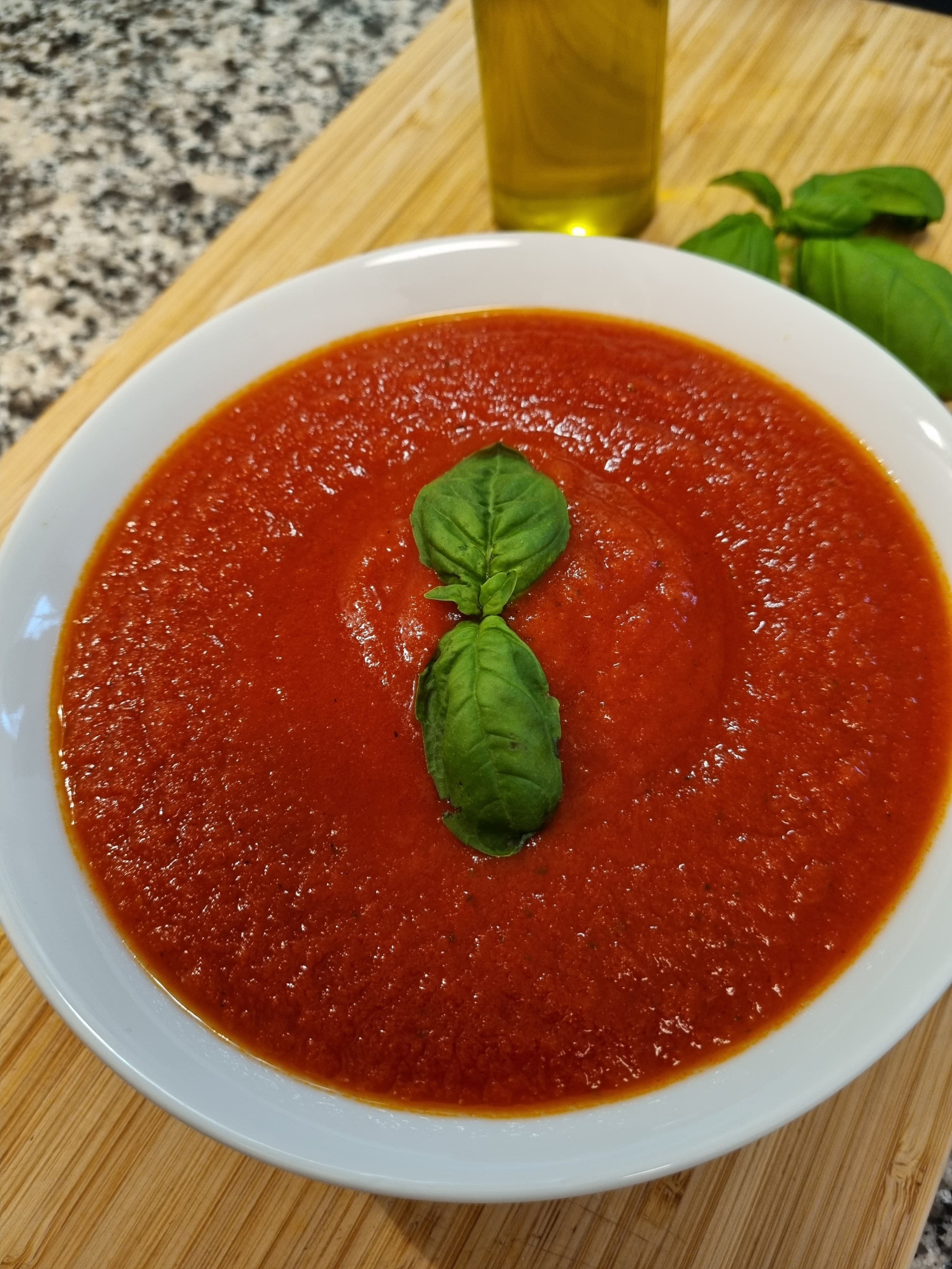 Imagen de la receta Salsa fresca de tomate San Marzano