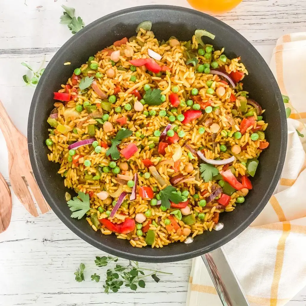 Bild für Schnelle Vegane Reispfanne mit Viel Gemüse und Würzigem Curry