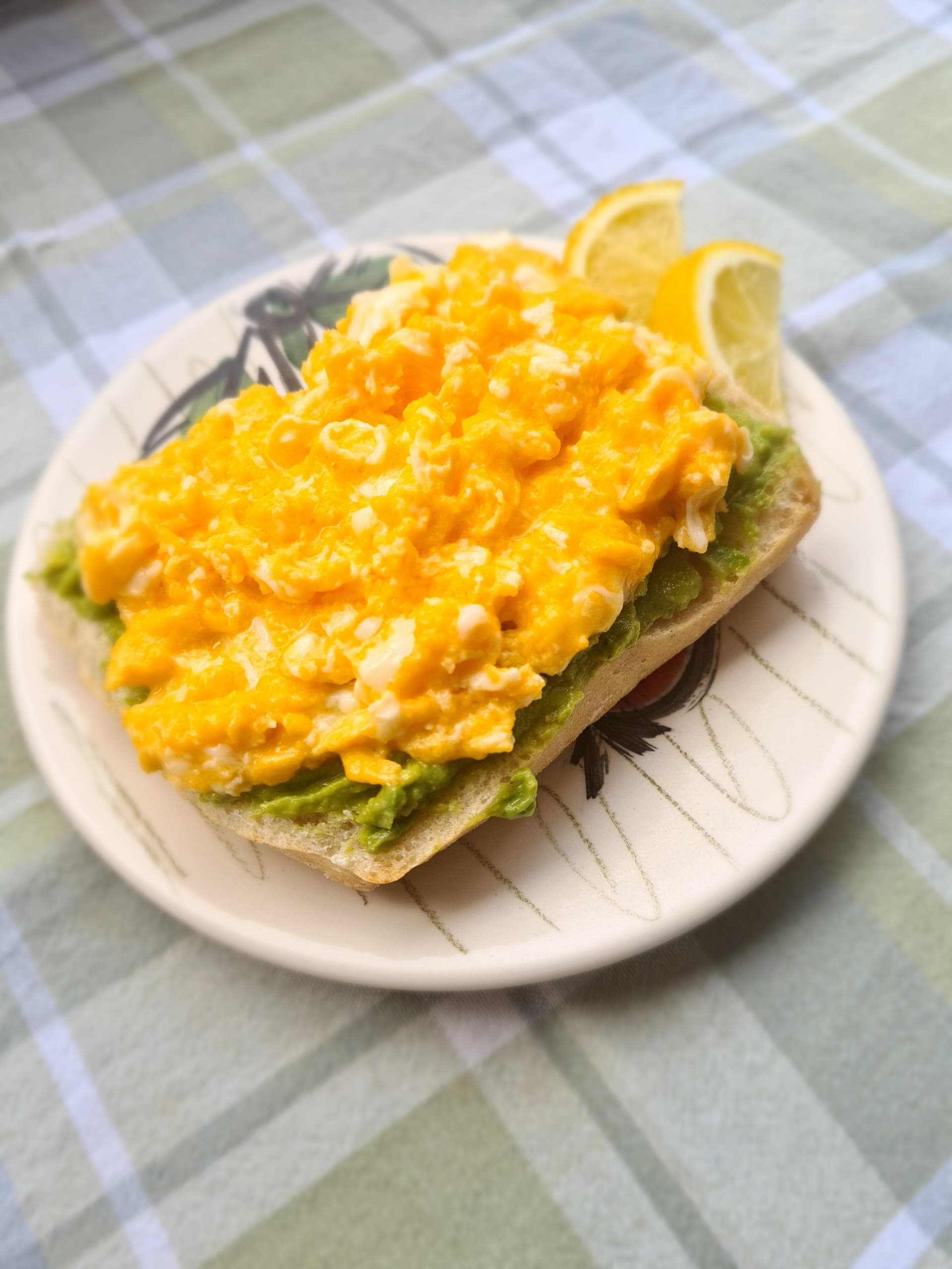 Image for Avocado Scrambled Egg Sandwich