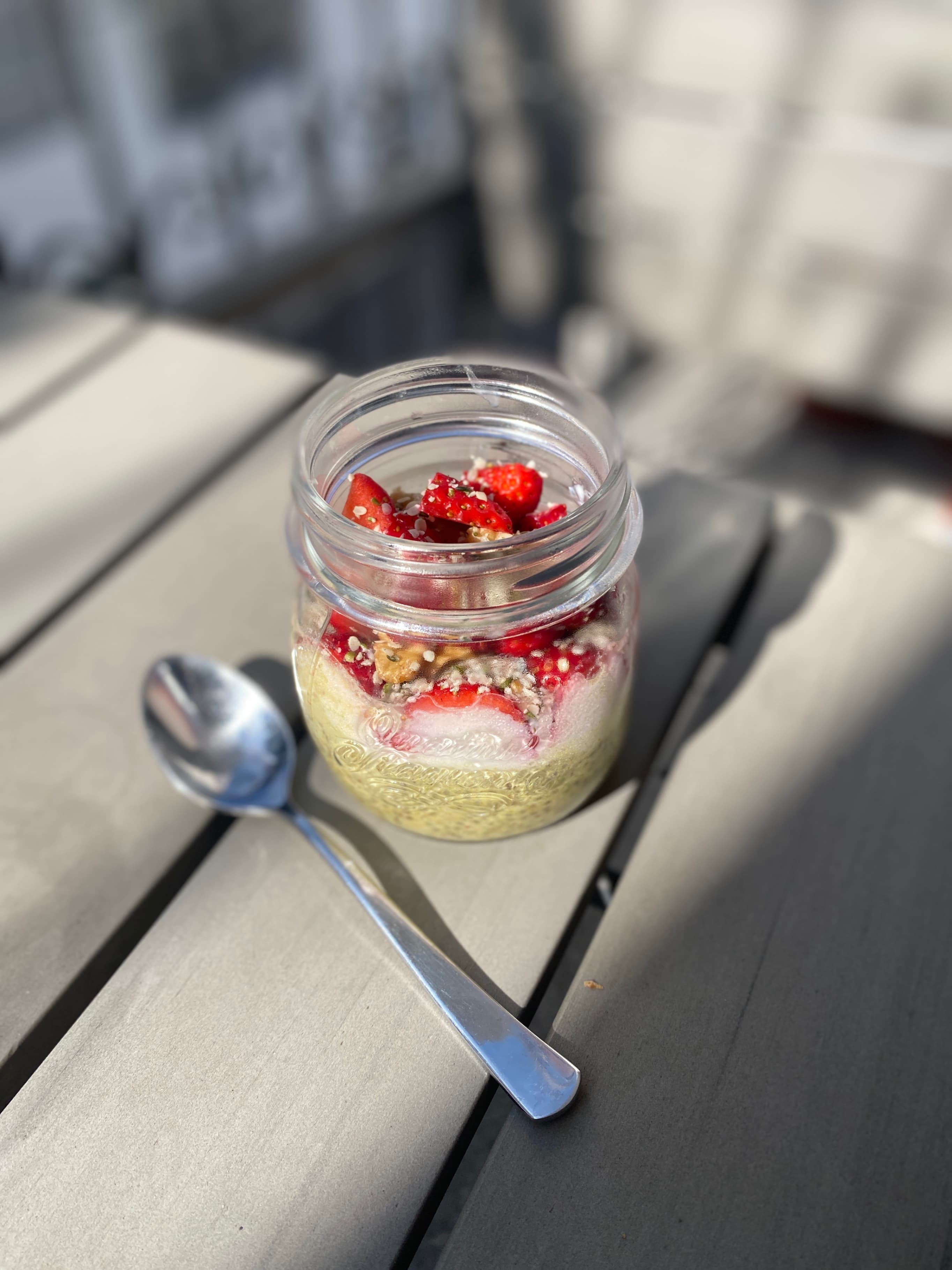 Pudding de chia aux pistaches hyperprotéiné Recipe Image