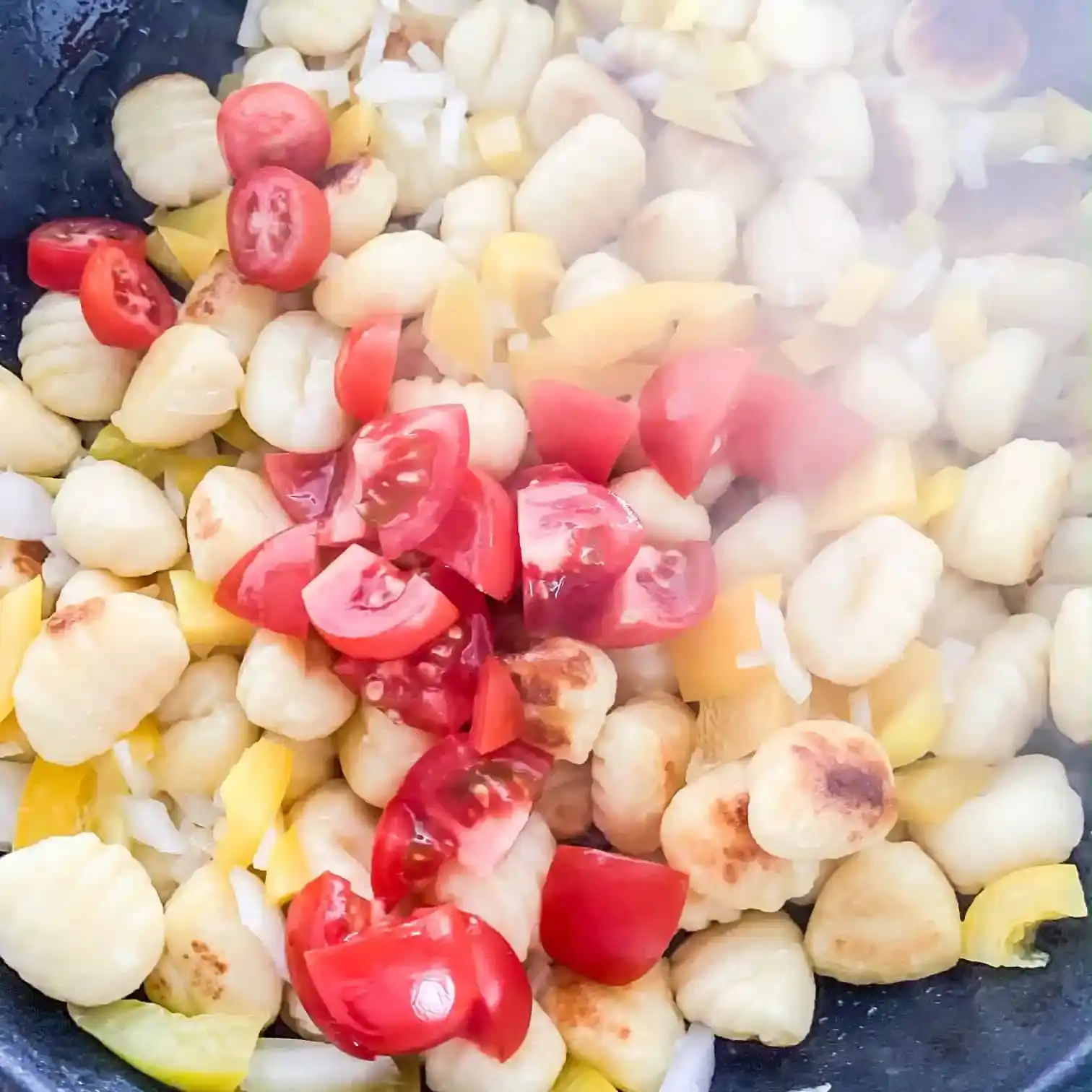 Bild für Vegane Onepot-Gnocchi-Pfanne: Schnelle und Herzhafte Mahlzeit in Einer Pfanne